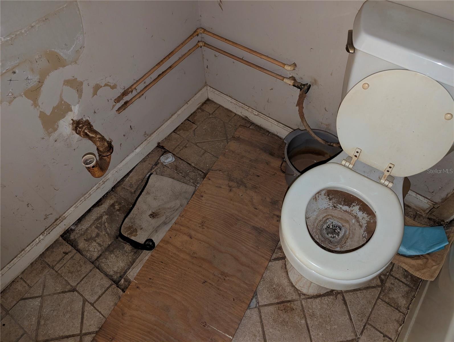 CHRISTMAS PARK FIRST ADD - Residential