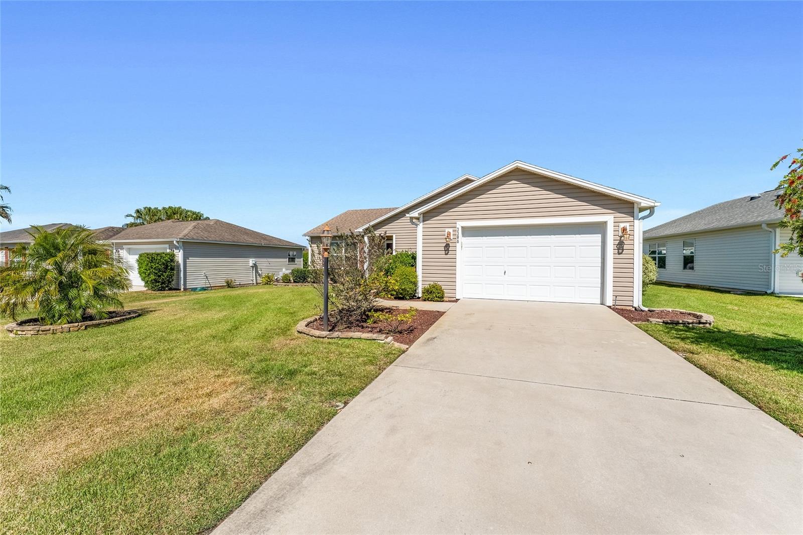 3396 GREENACRES TERRACE
