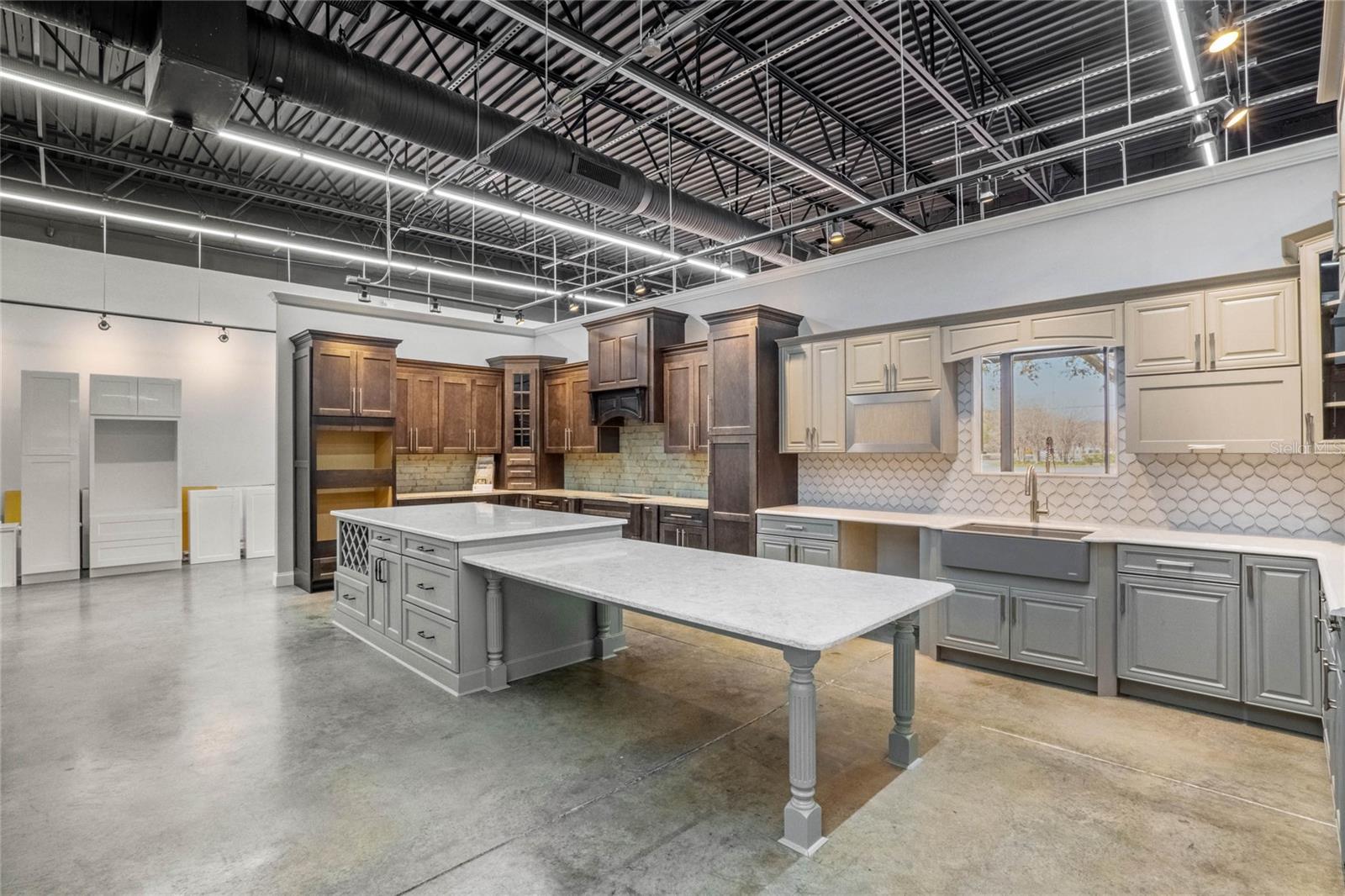 COMMERCIAL VENT REP - Commercial Sale