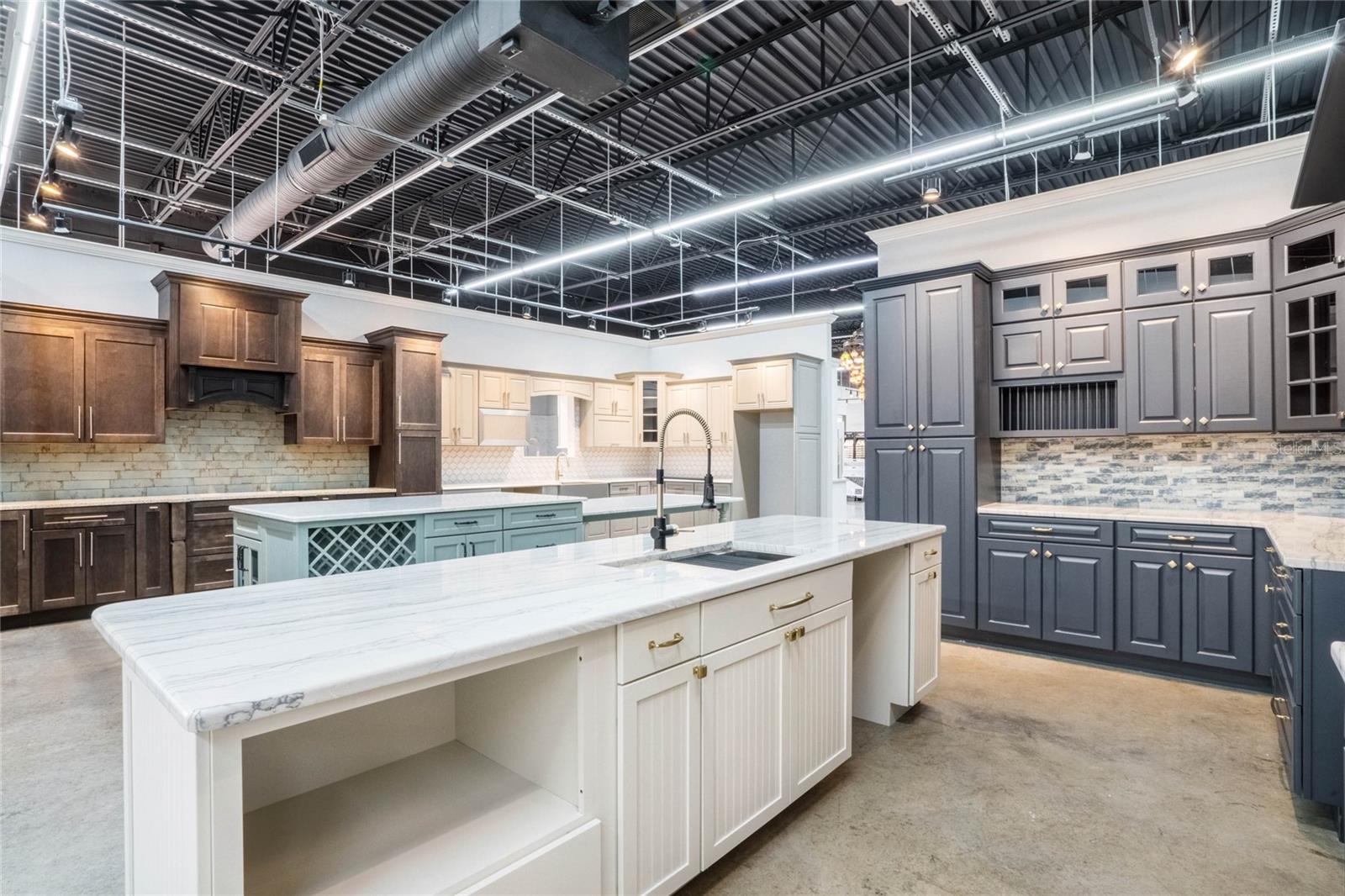 COMMERCIAL VENT REP - Commercial Sale