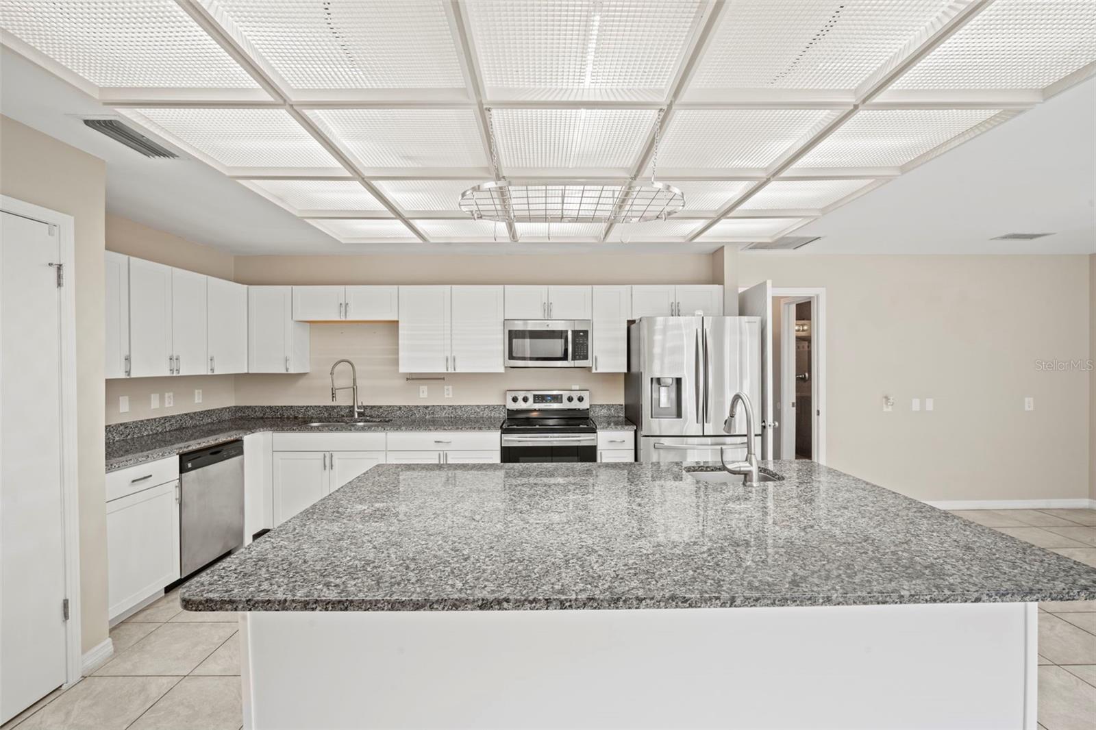 RAMBLING ACRES WEST - Residential