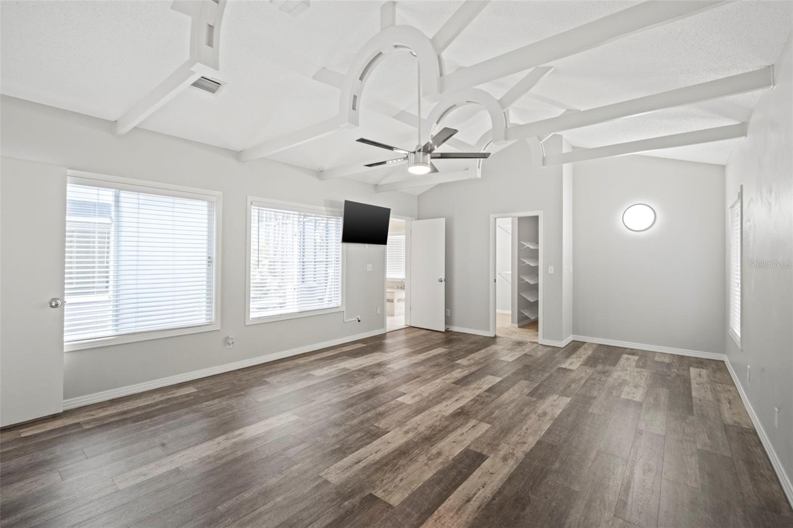 RAMBLING ACRES WEST - Residential