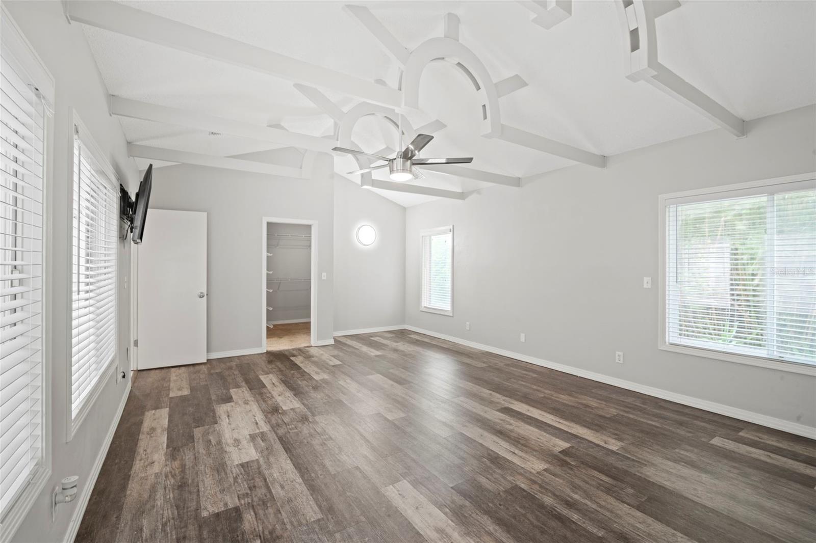 RAMBLING ACRES WEST - Residential