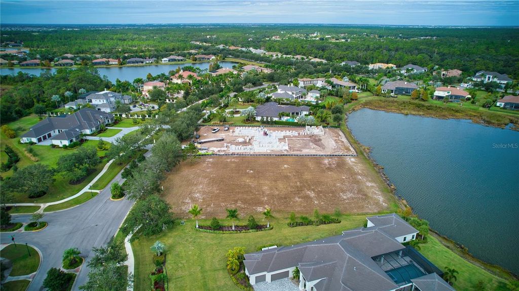 Photo of 20903 Parkstone Terrace, Bradenton, FL 34202 (MLS # TB8453919)