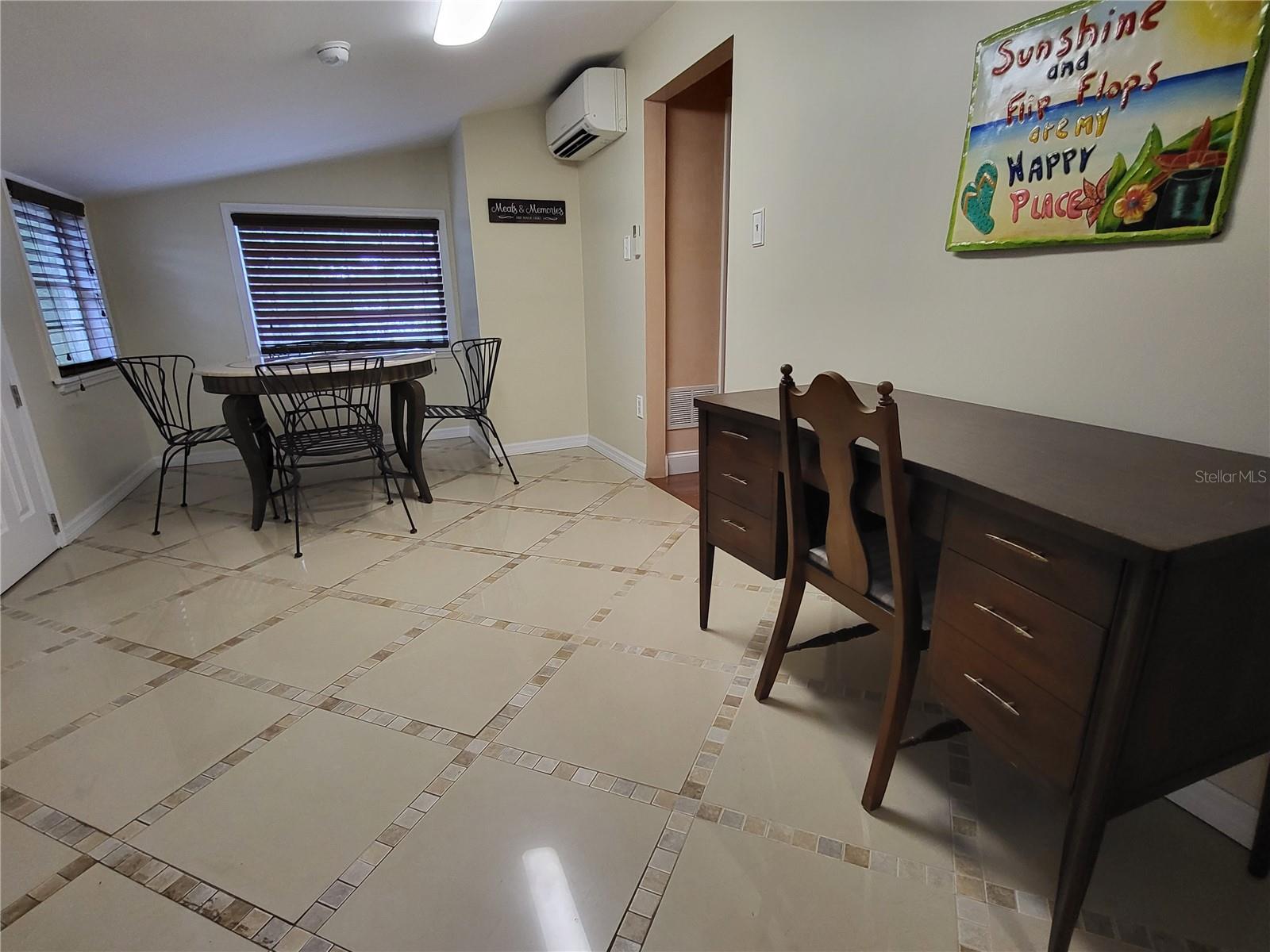 WEBSTERS SUB MRS C D - Residential