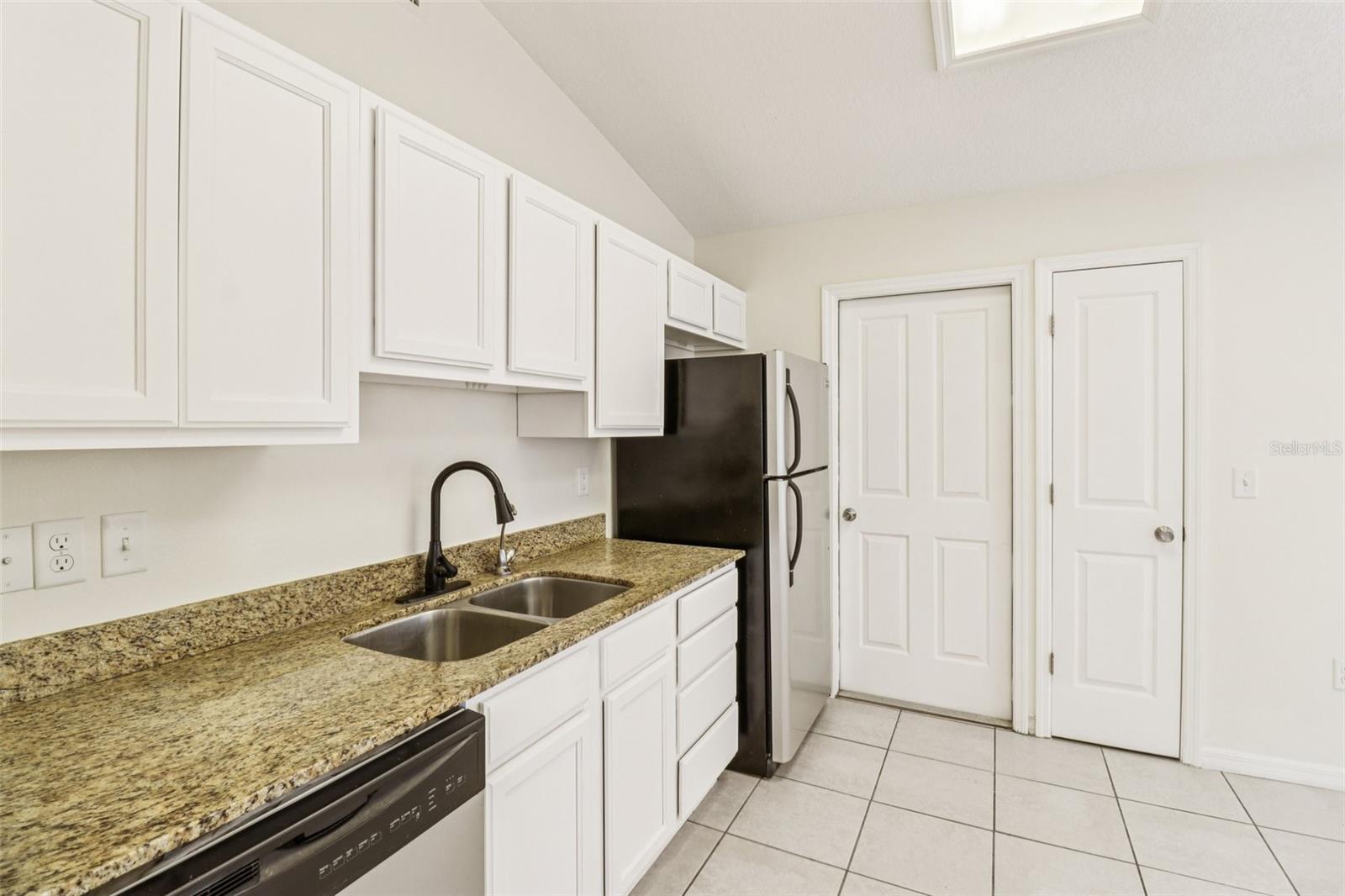 WEDGEWOOD CLUB FIFTH ADD - Residential