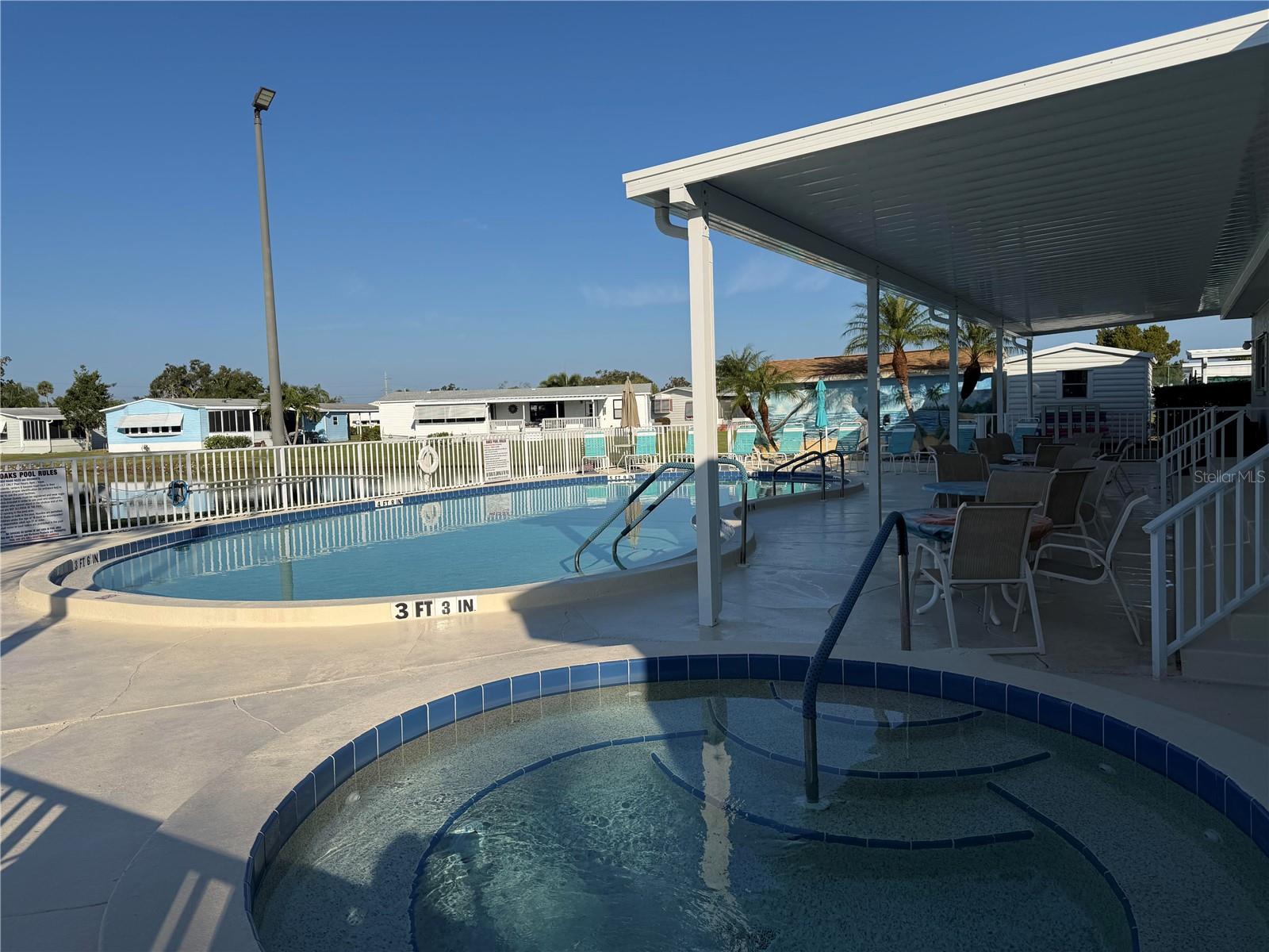 RIDGEWOOD OAKS - Residential