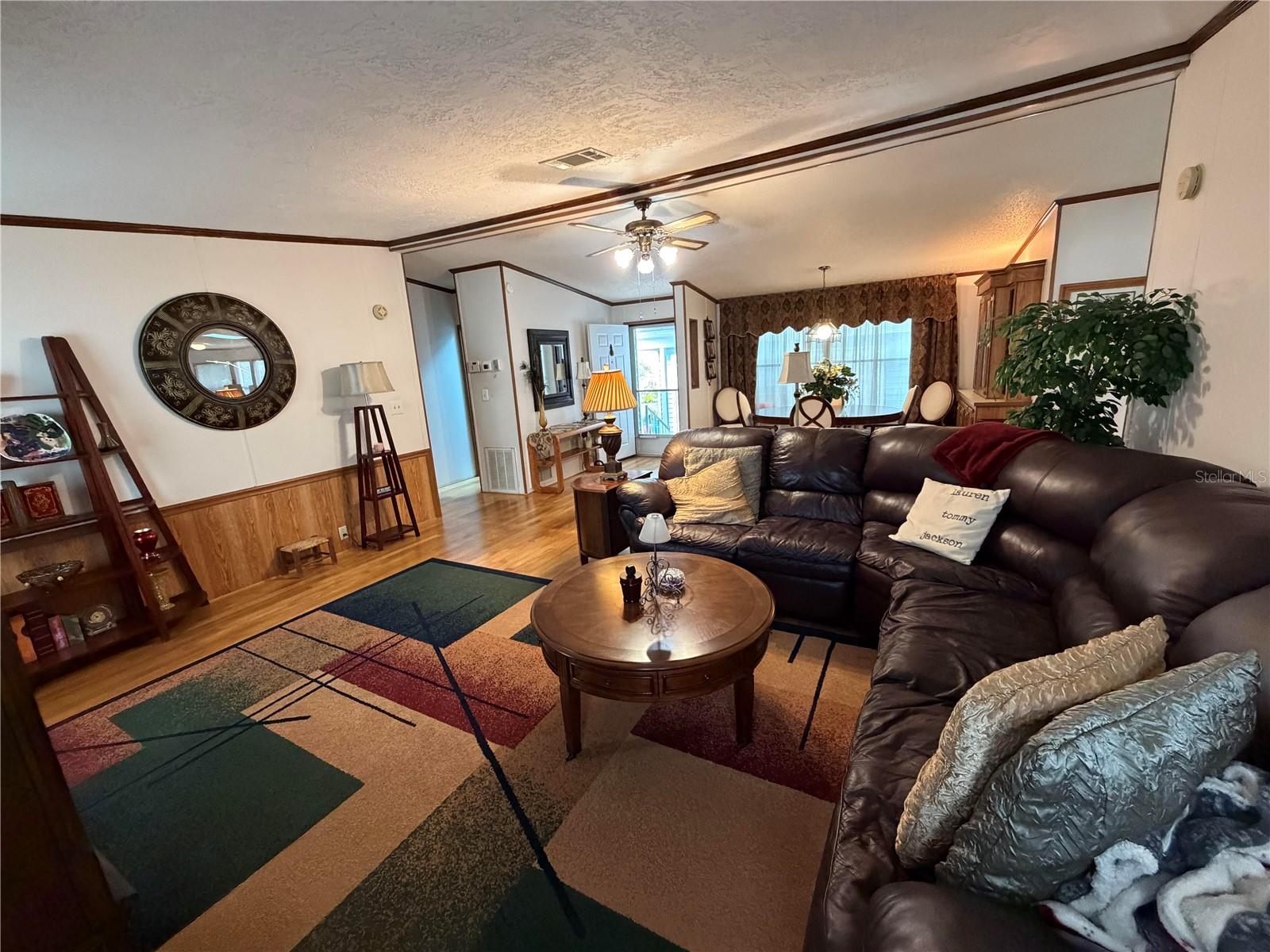 RIDGEWOOD OAKS - Residential