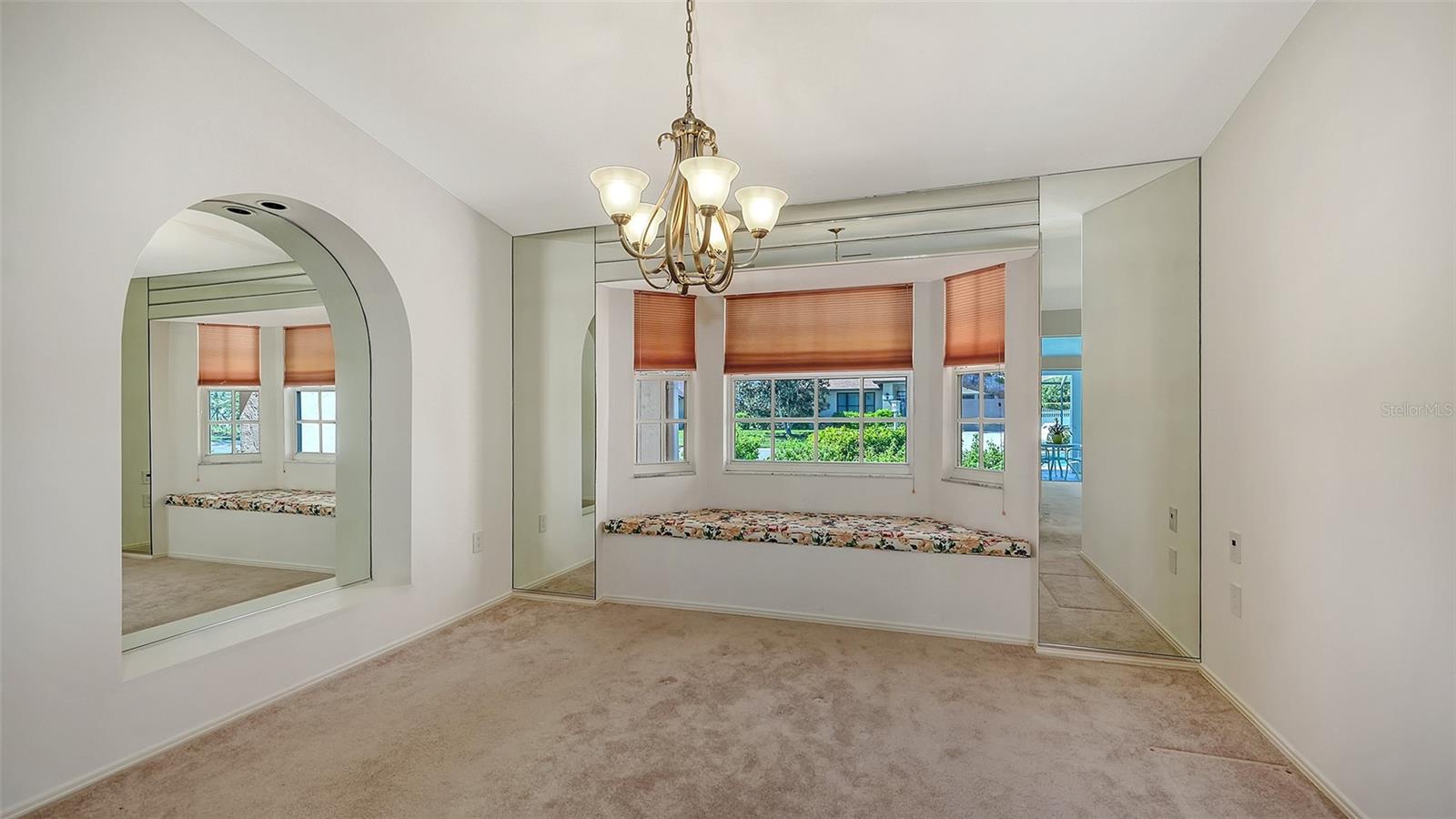 EMERALD GARDENS - Residential