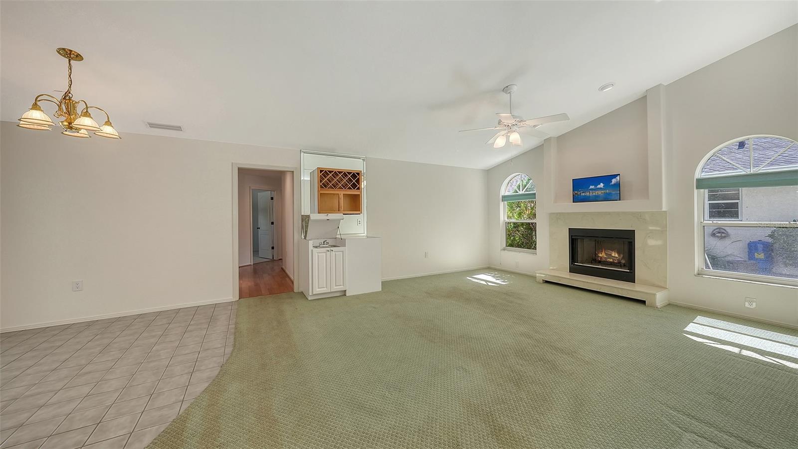 EMERALD GARDENS - Residential