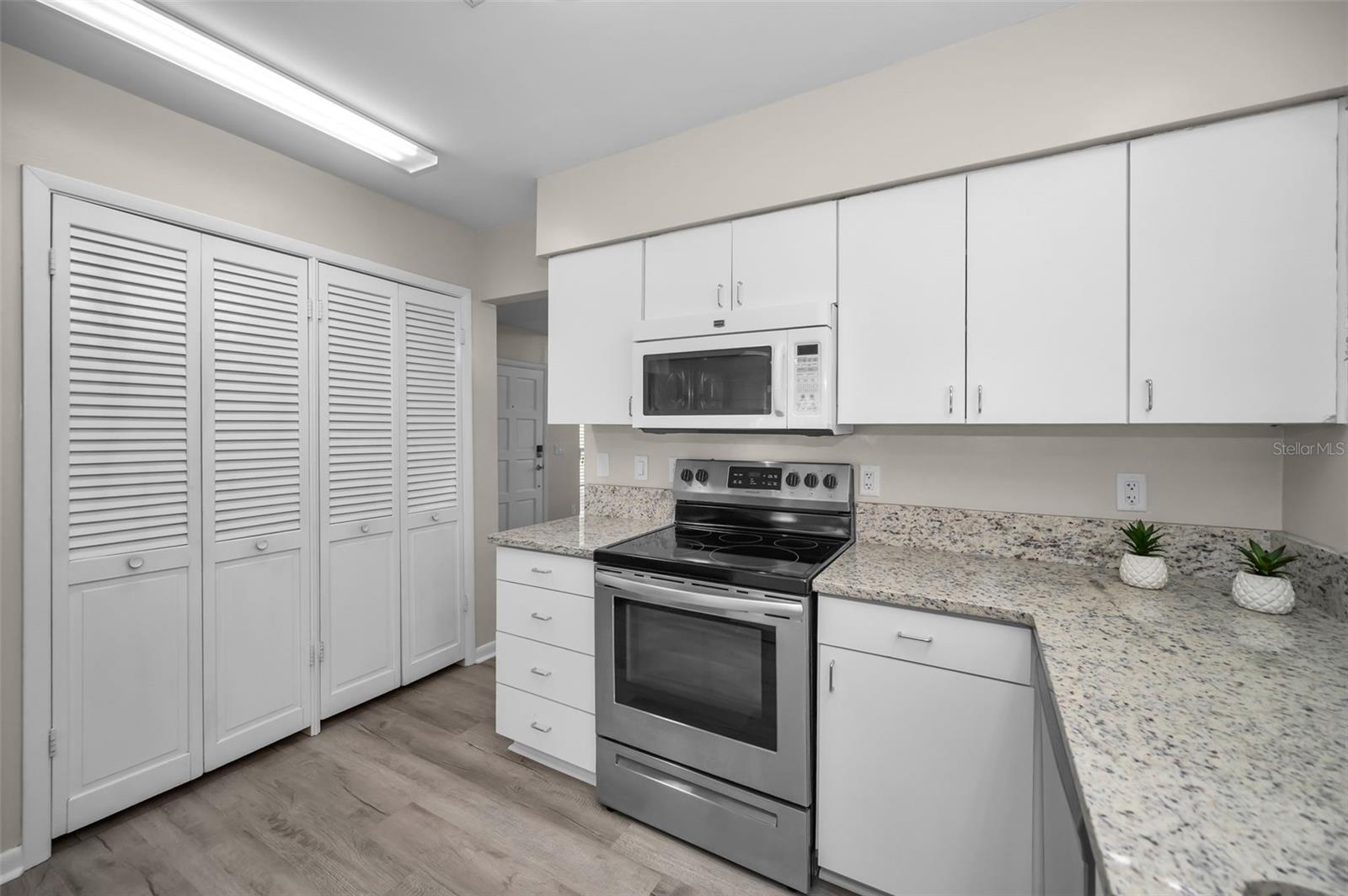 TOWNN COUNTRY PARK SEC 9 UN 06 - Residential