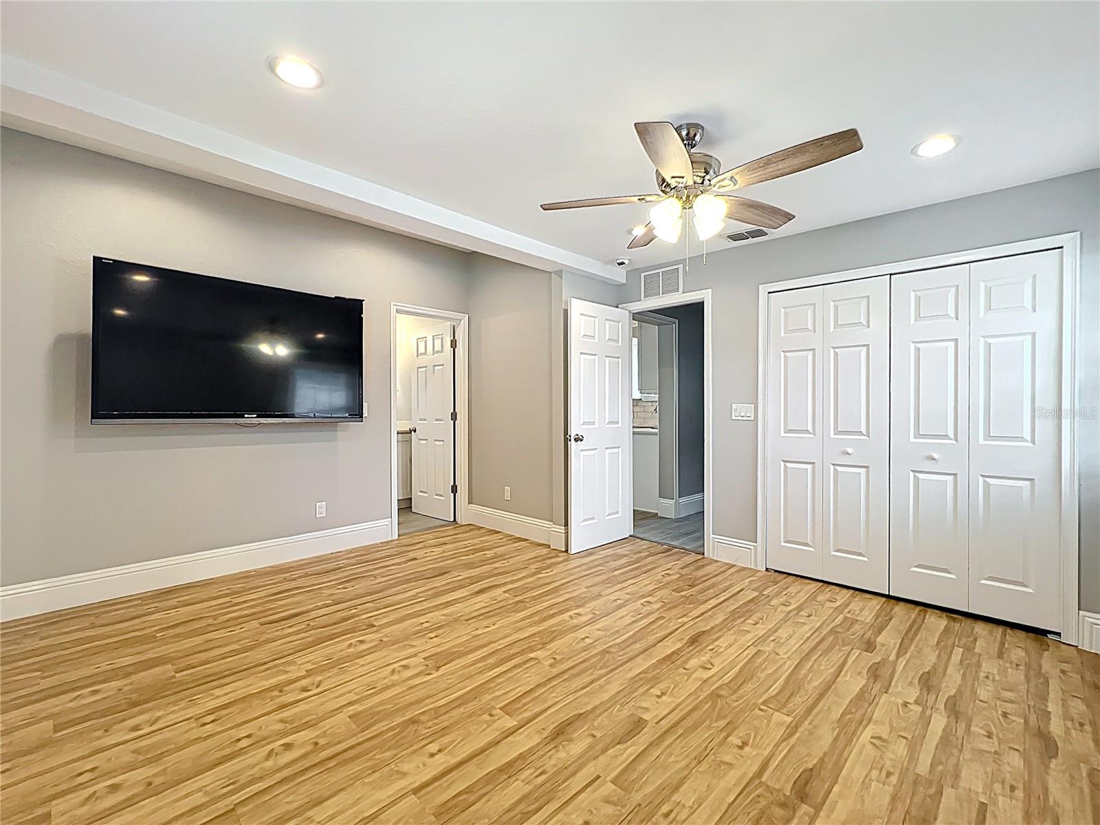 YATES SUB - Residential Income