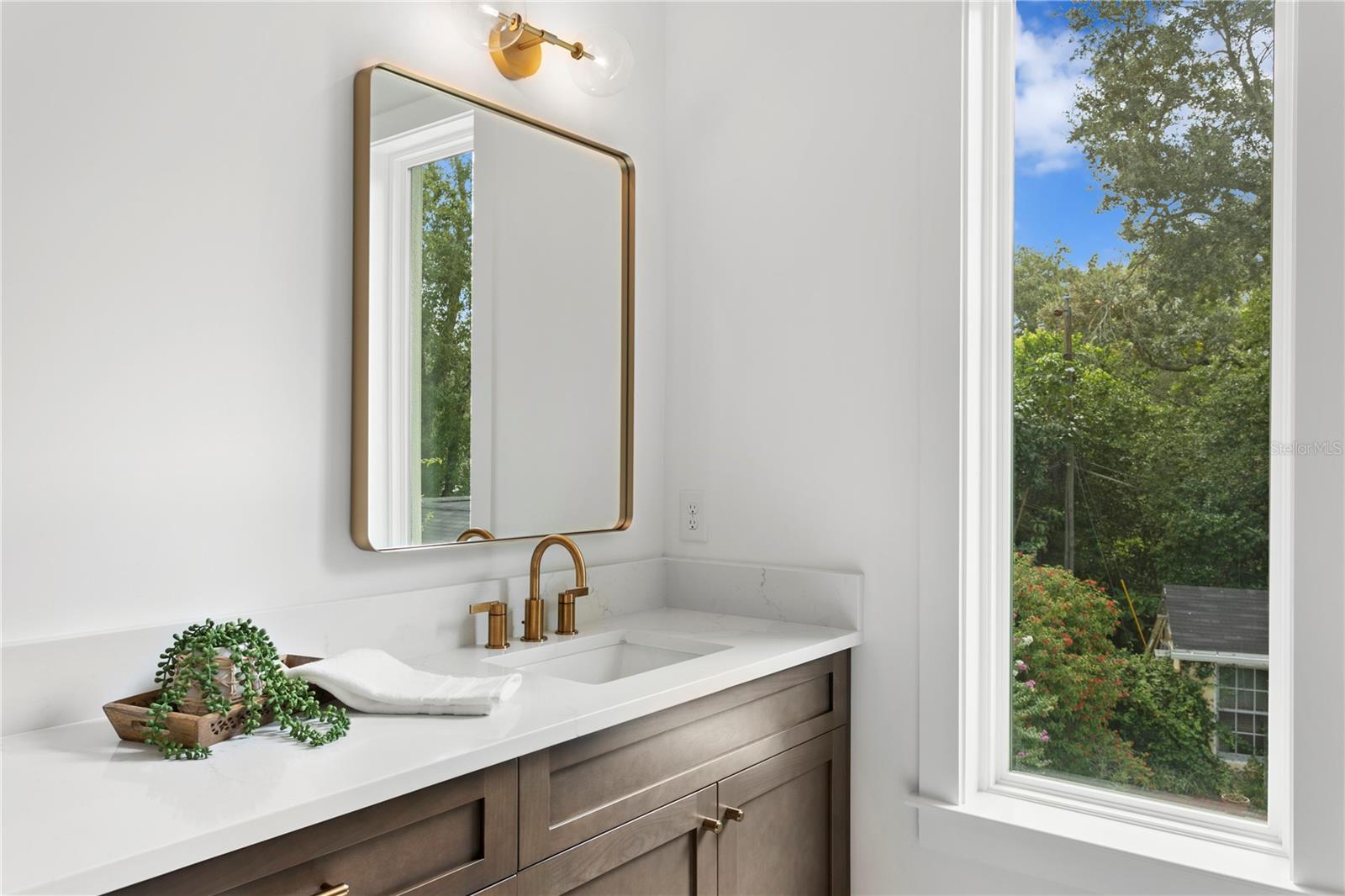 BAY VIEW ESTATES - Residential