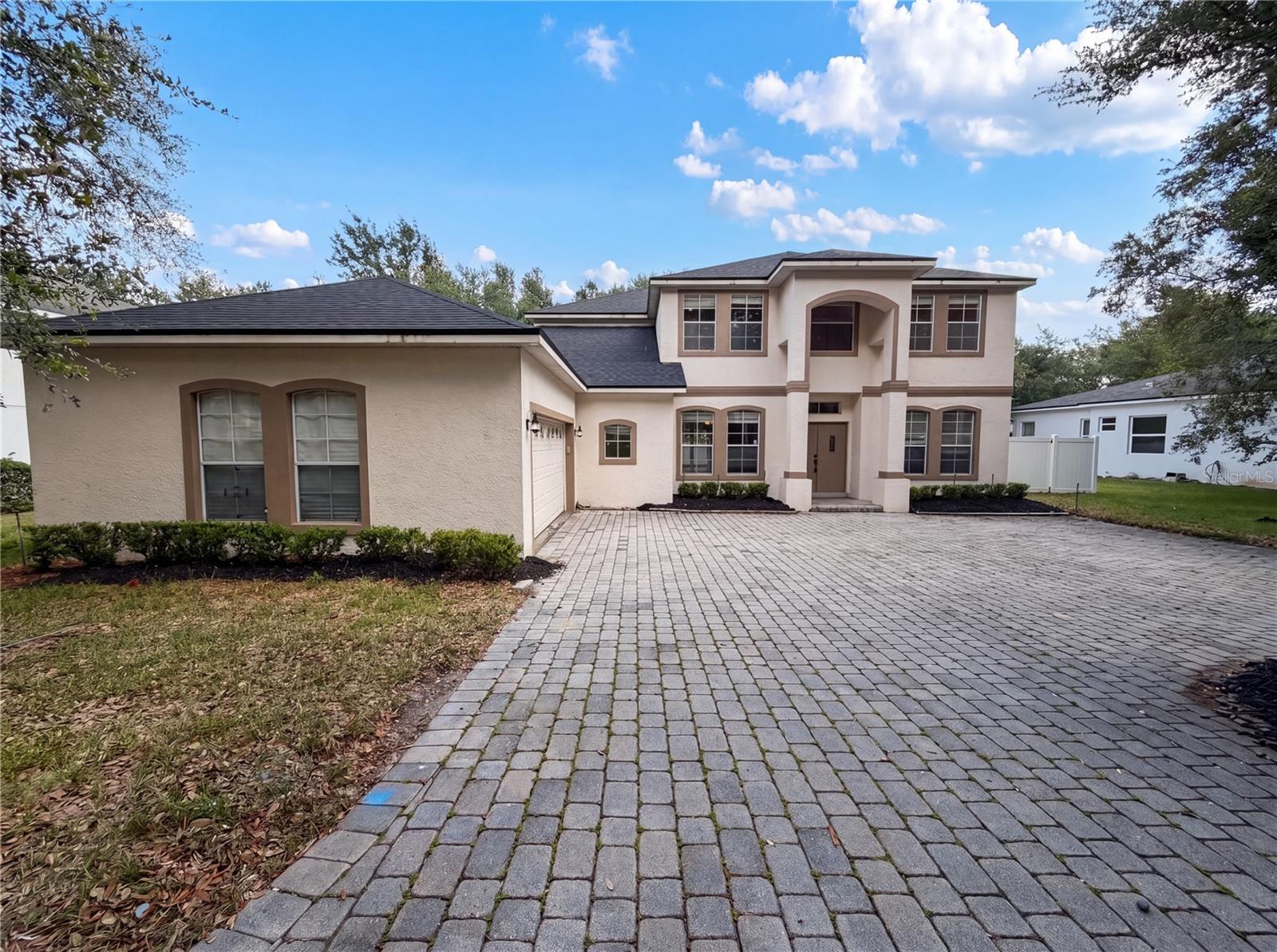 PARKSIDE AT ERROL ESTATES - Residential