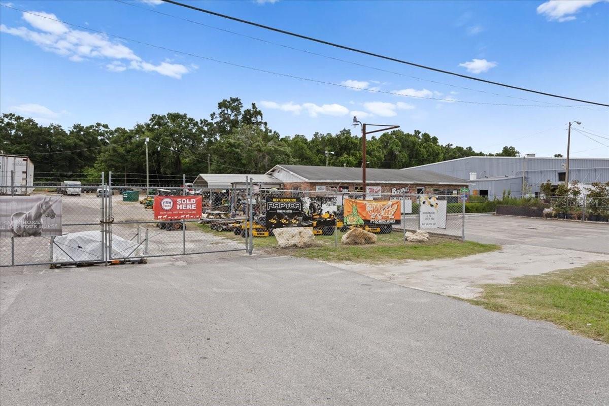 17962 NW US HIGHWAY 441