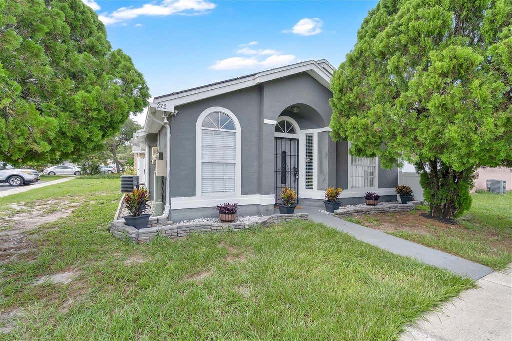Photo of 272 San Gabriel Street, Winter Springs, FL 32708 (MLS # S5155512)
