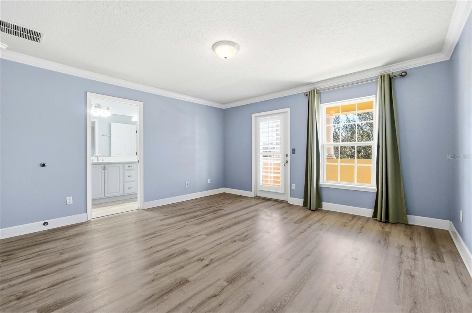 VILLAGEWALK/LK NONAD - Residential Lease