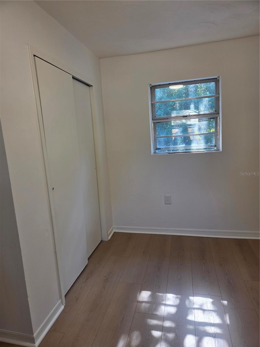 LYNWOOD PARK - Residential