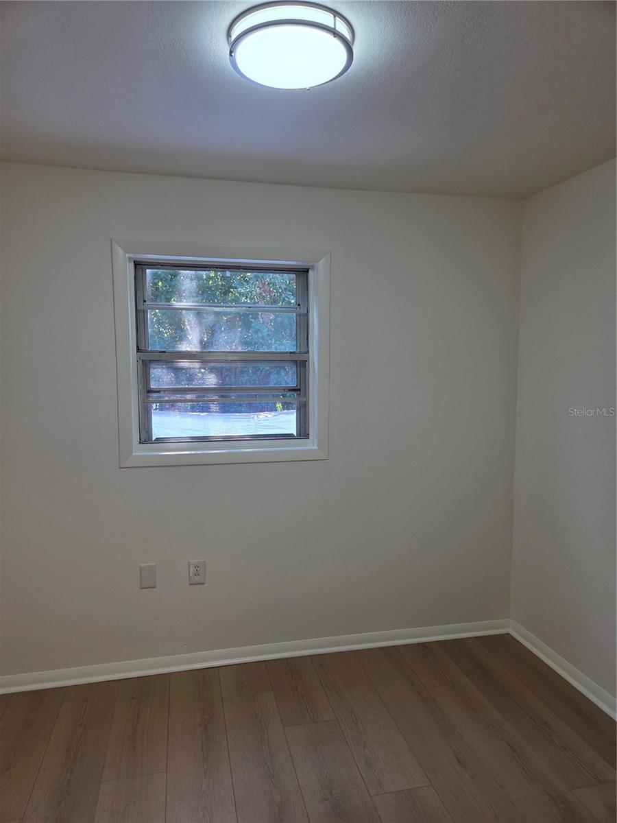 LYNWOOD PARK - Residential