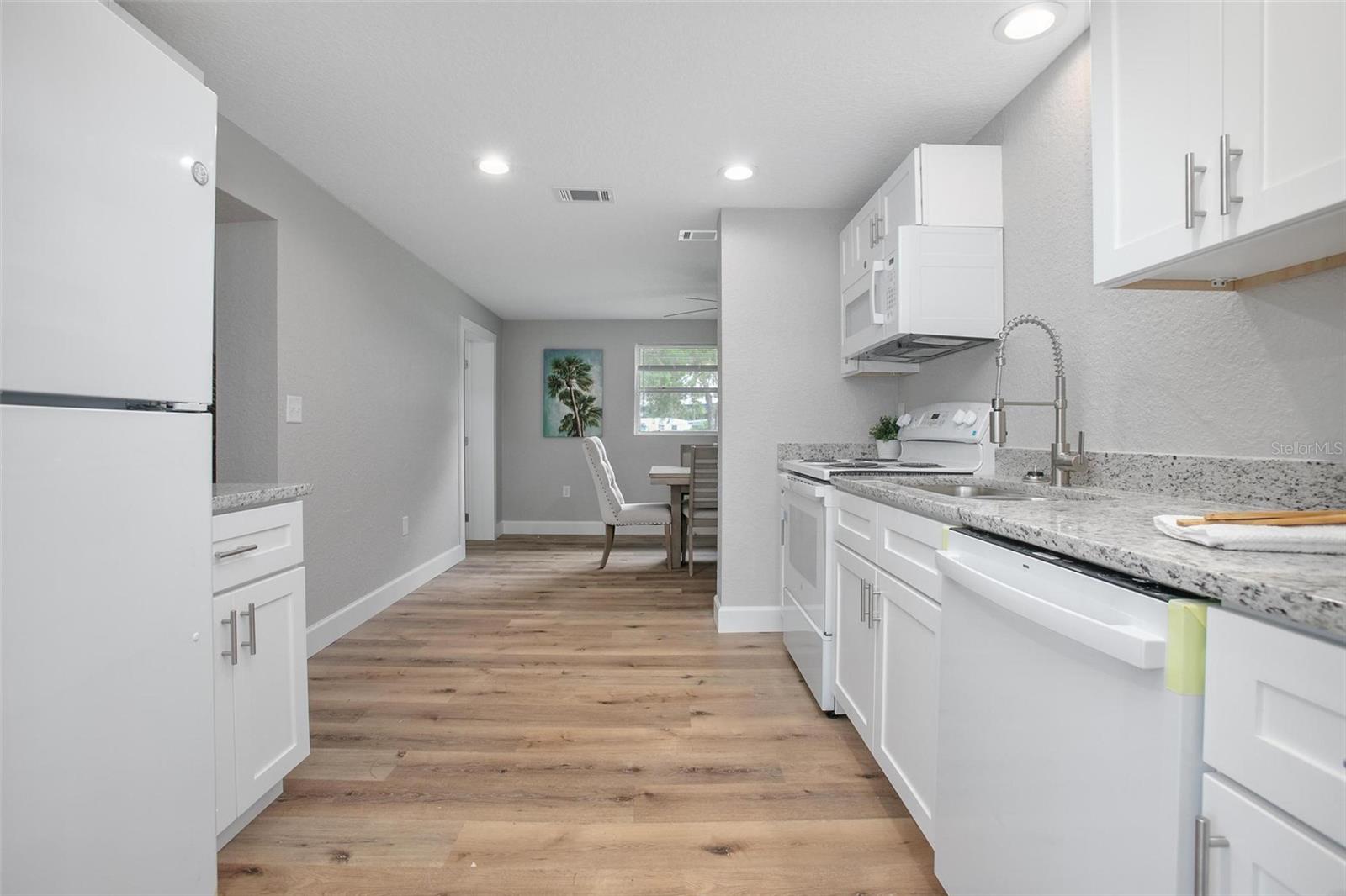 CLIFTON PARK - Residential