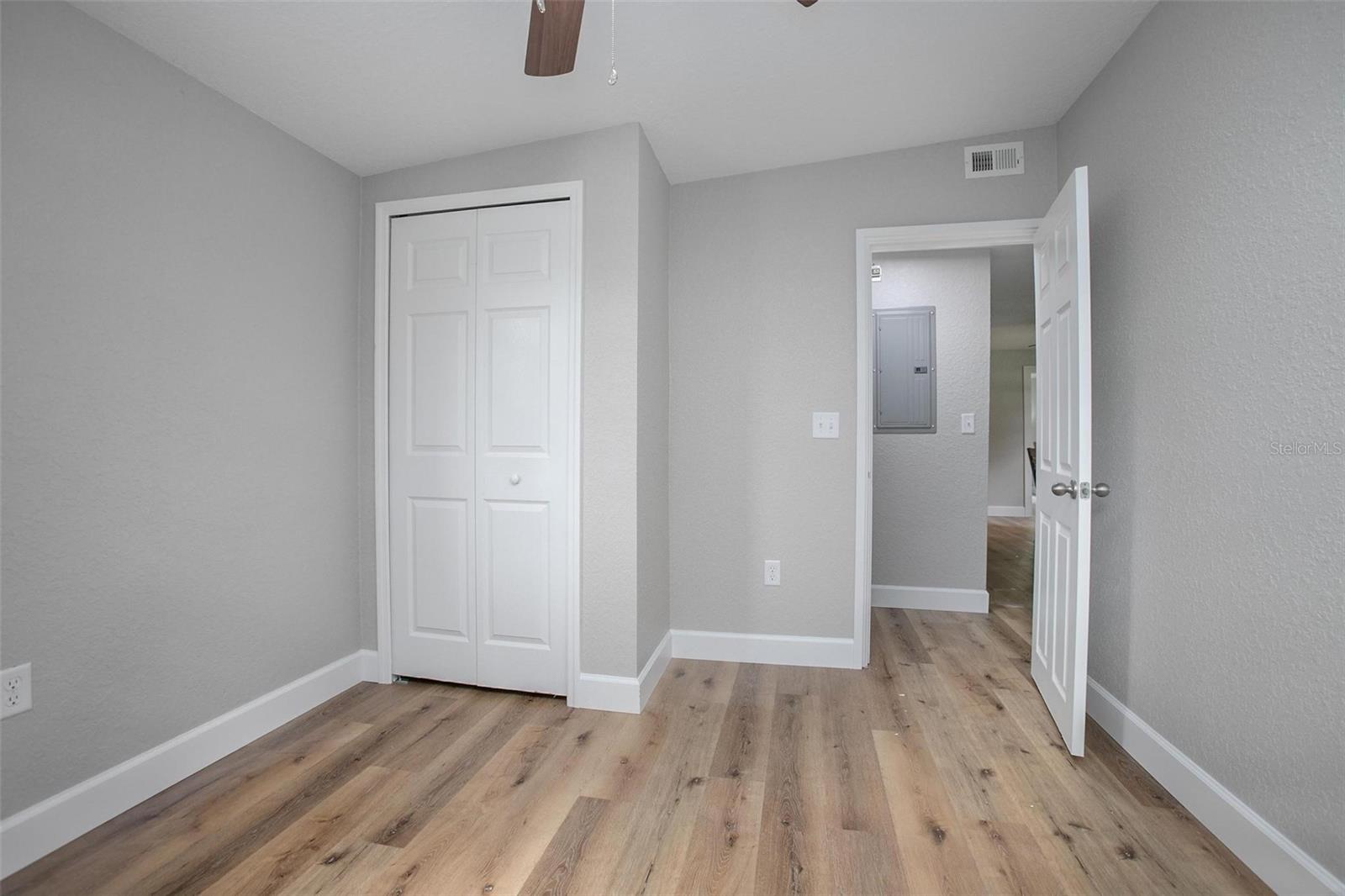 CLIFTON PARK - Residential