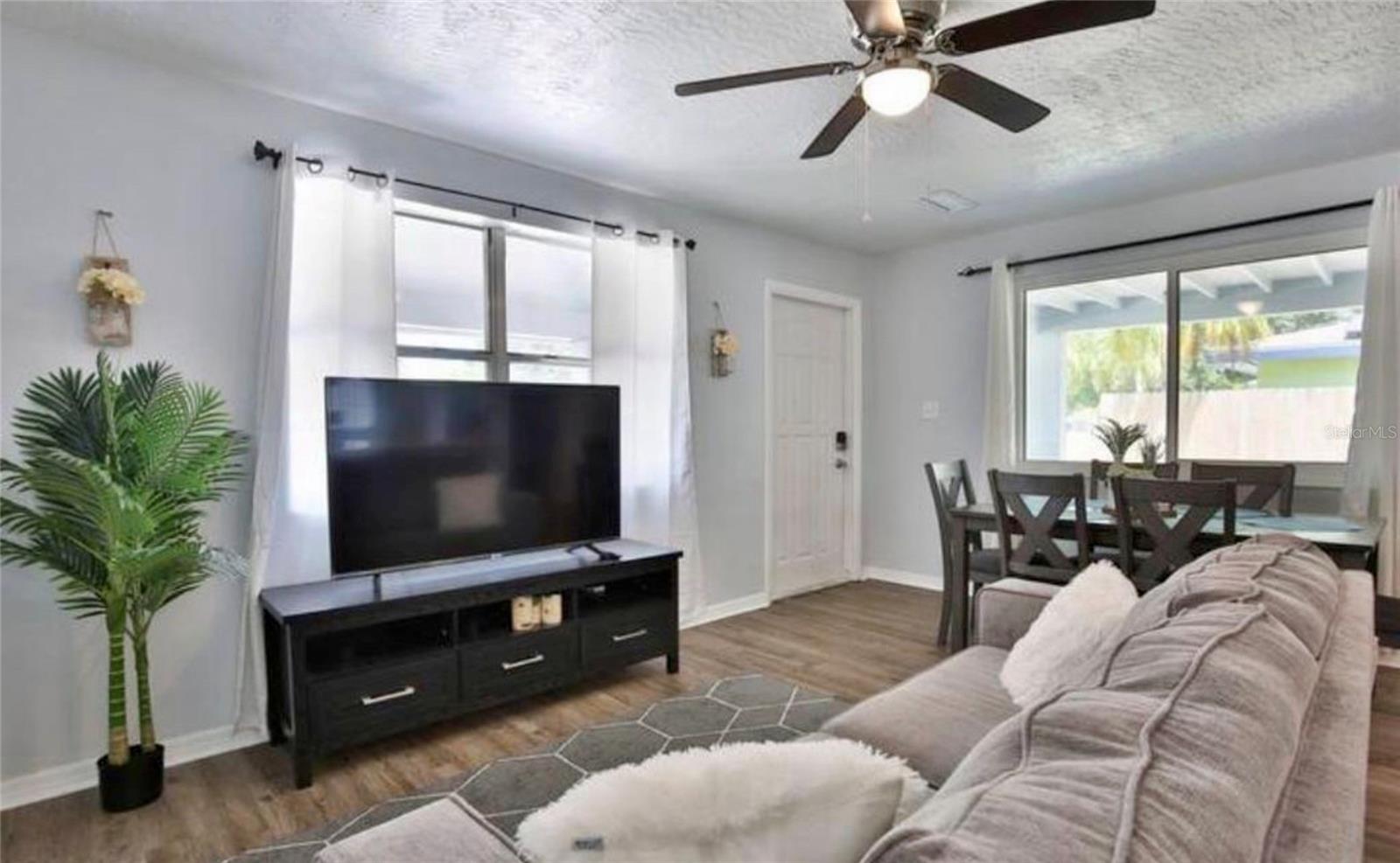 SARASOTA SPGS - Residential