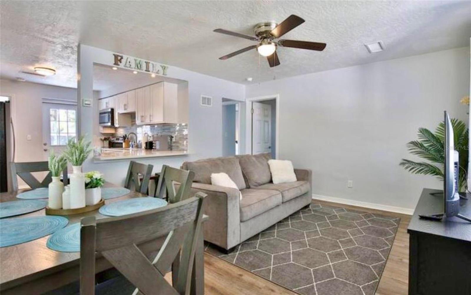 SARASOTA SPGS - Residential