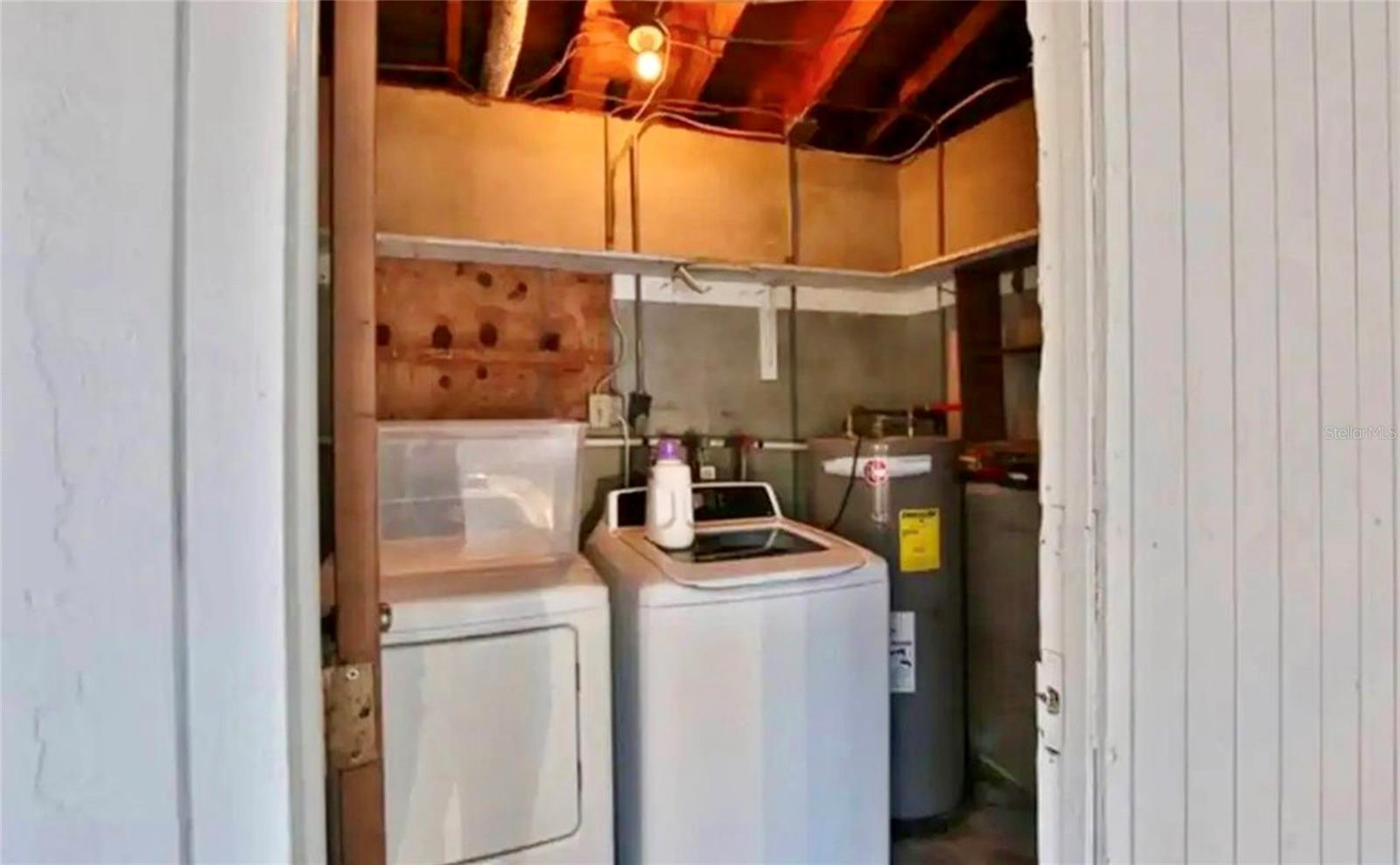 SARASOTA SPGS - Residential