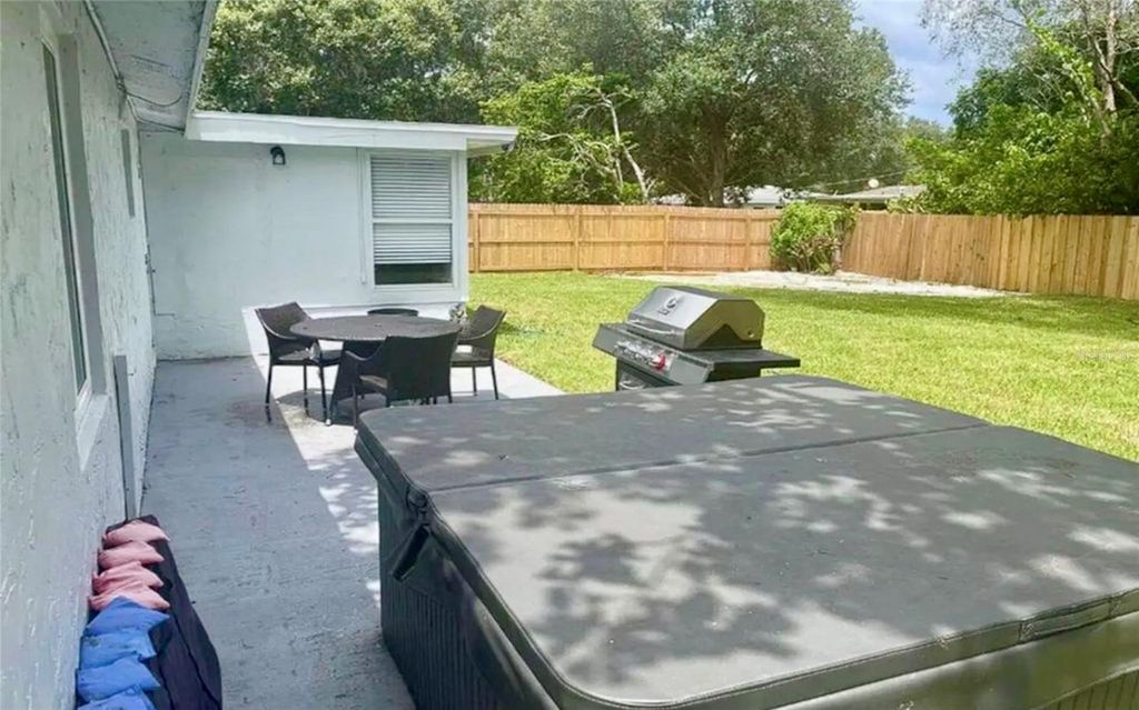 Photo of 3113 Mcintosh Road, Sarasota, FL 34232 (MLS # A4689357)