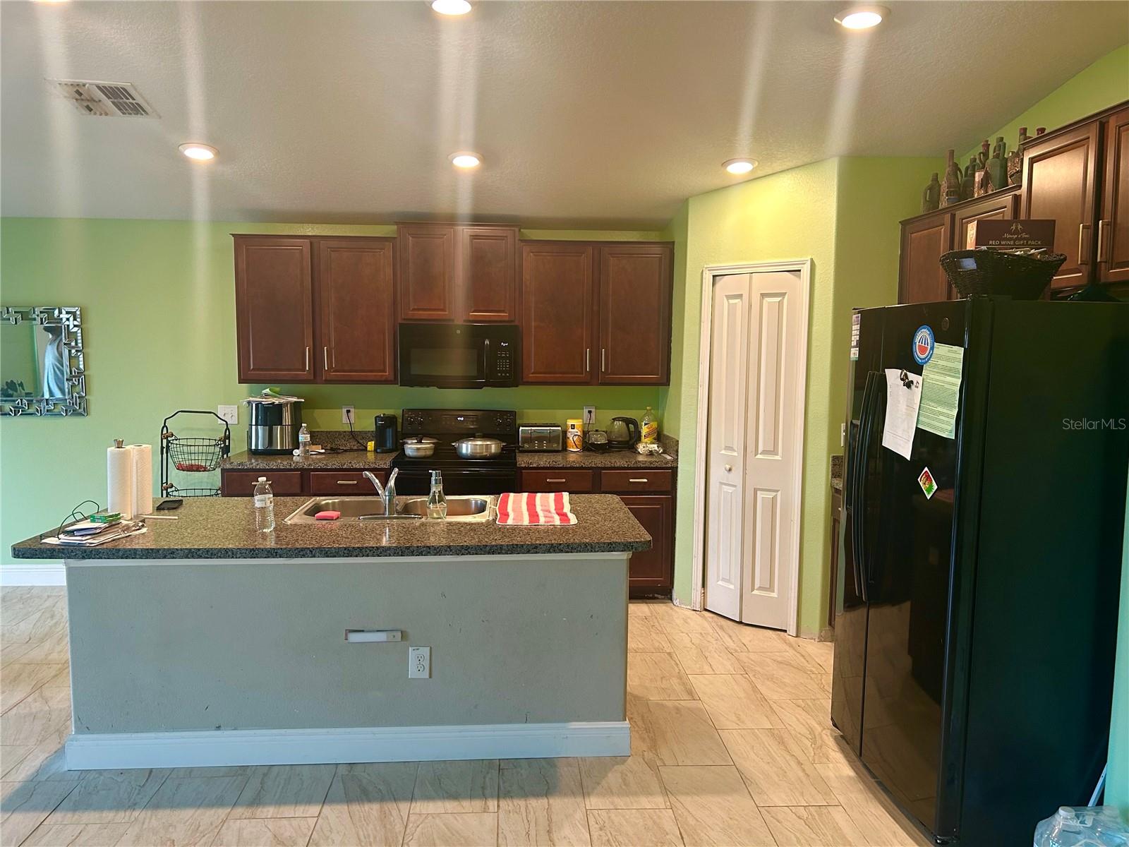 RIVERBEND WEST PH 2 - Residential