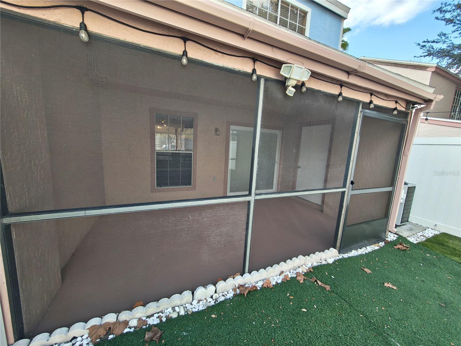 WINDSOR WALK - Residential Lease