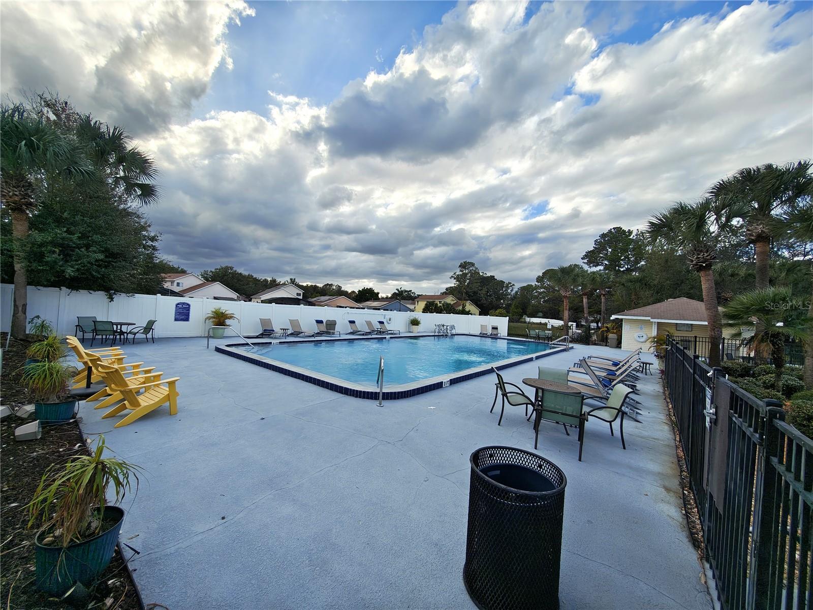 WINDSOR WALK - Residential Lease