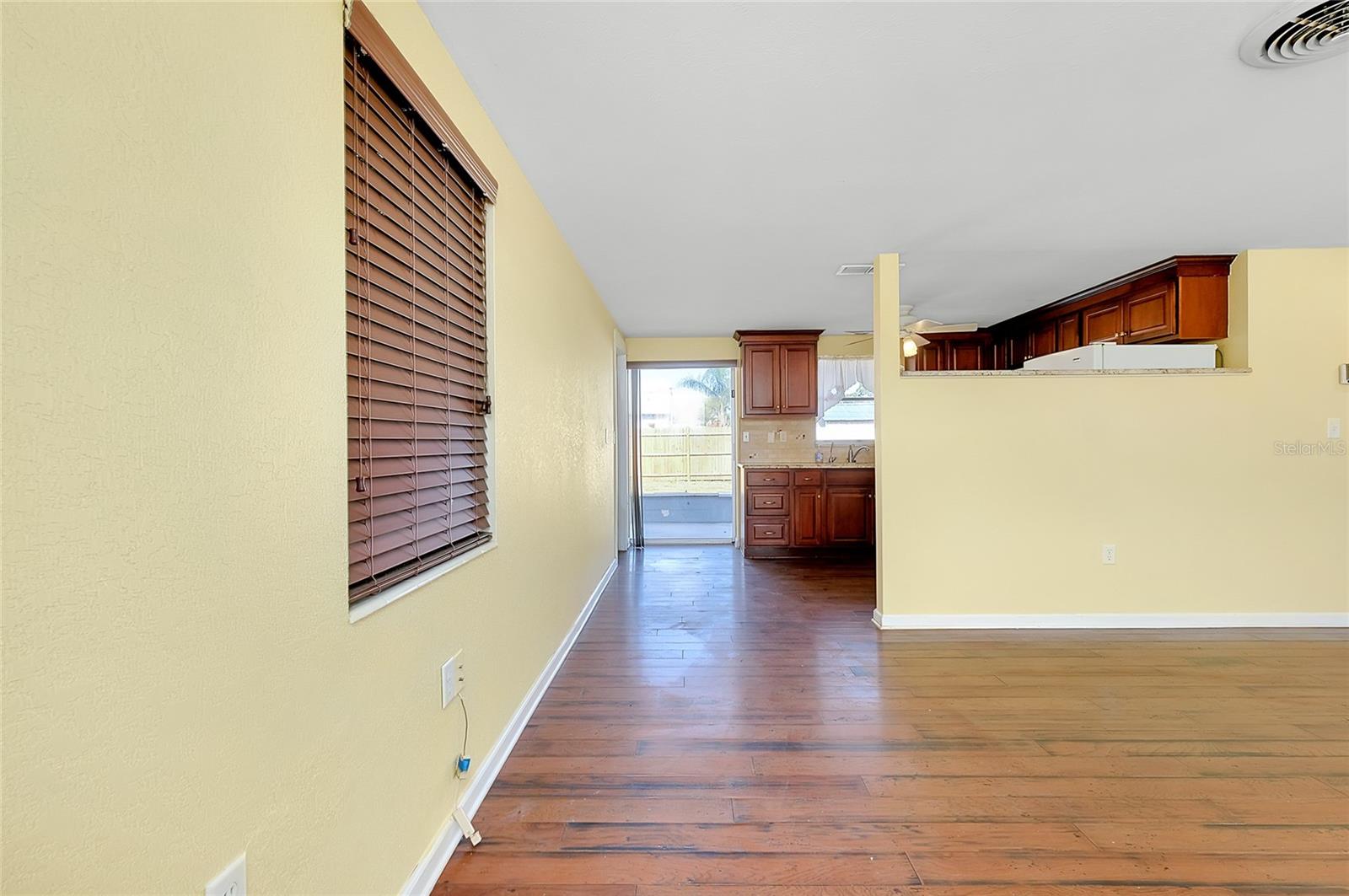 2980 SIESTA DRIVE