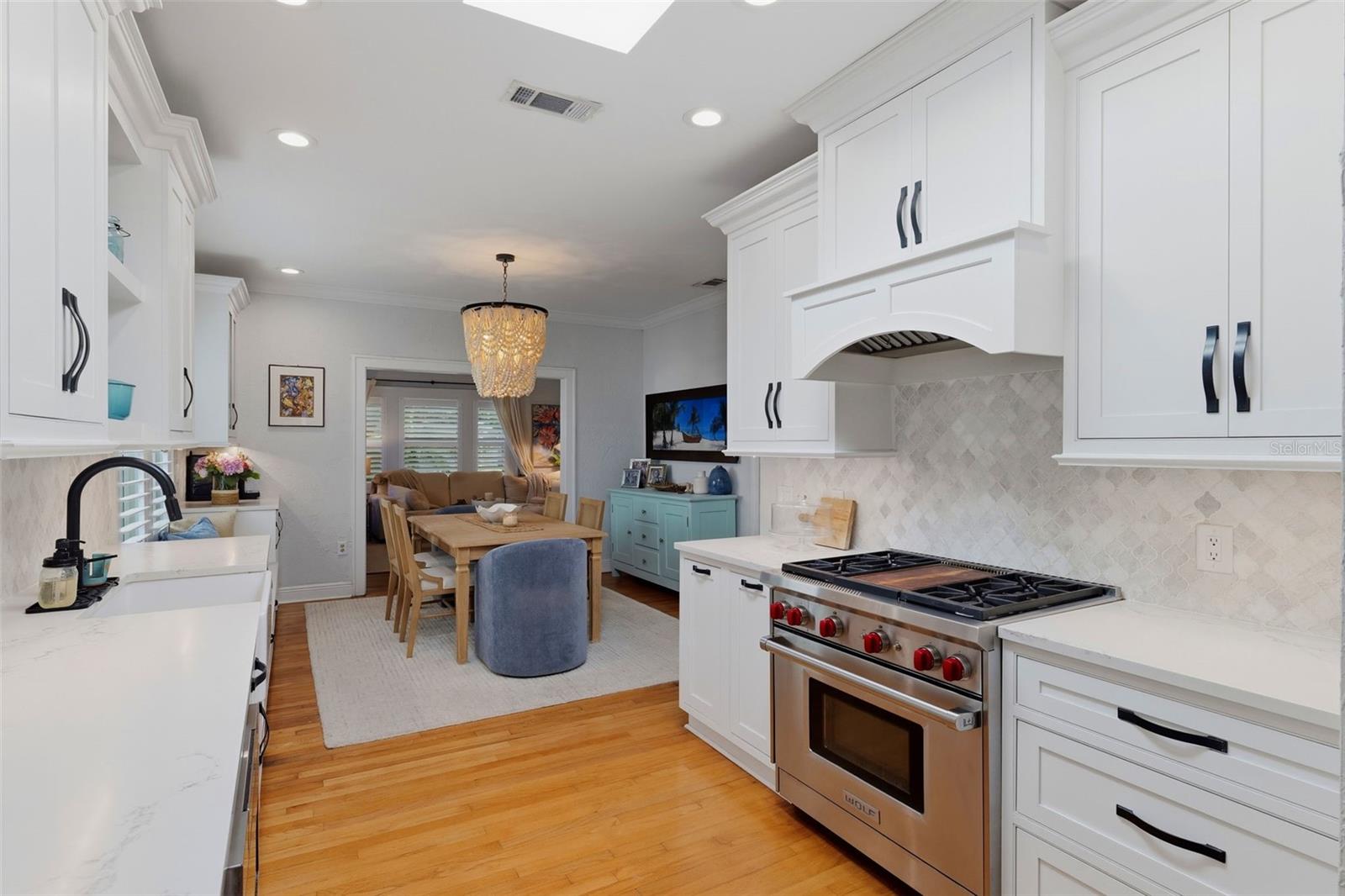 3318 W PALMIRA AVENUE