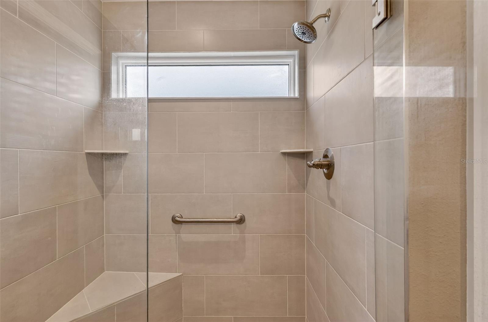 VILLAGES/SOUTHERN OAKS UN 103 - Residential