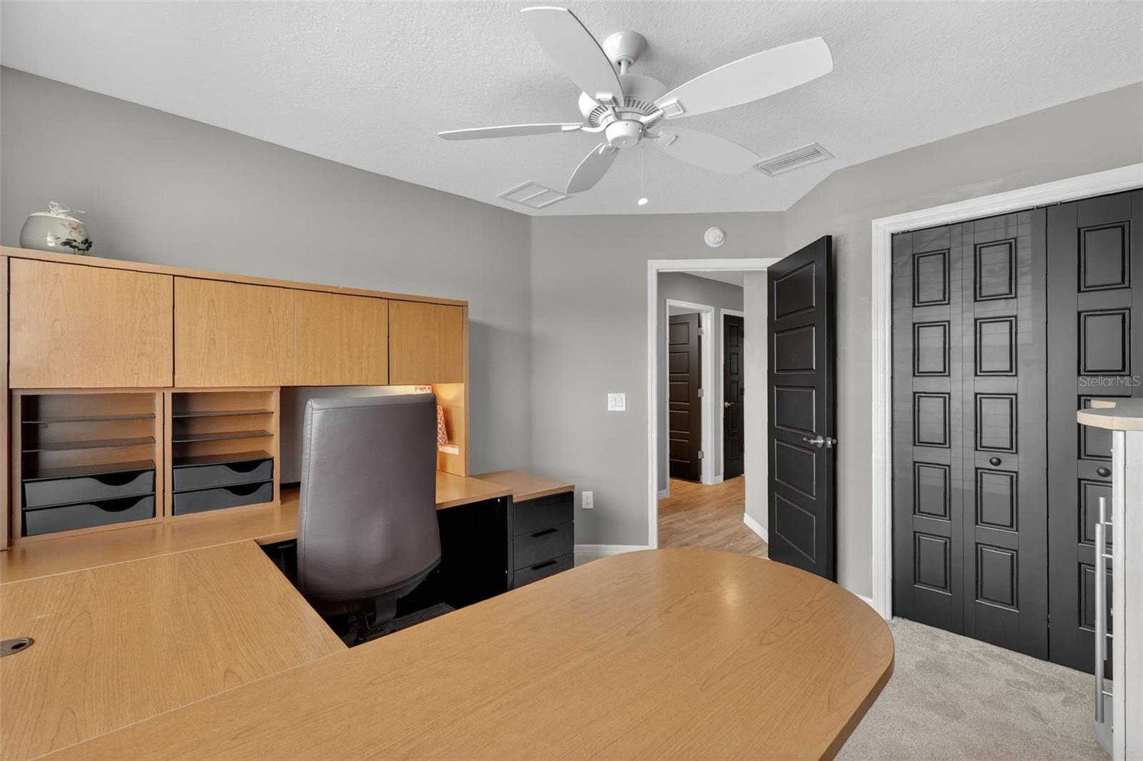 VILLAGES/SOUTHERN OAKS UN 103 - Residential