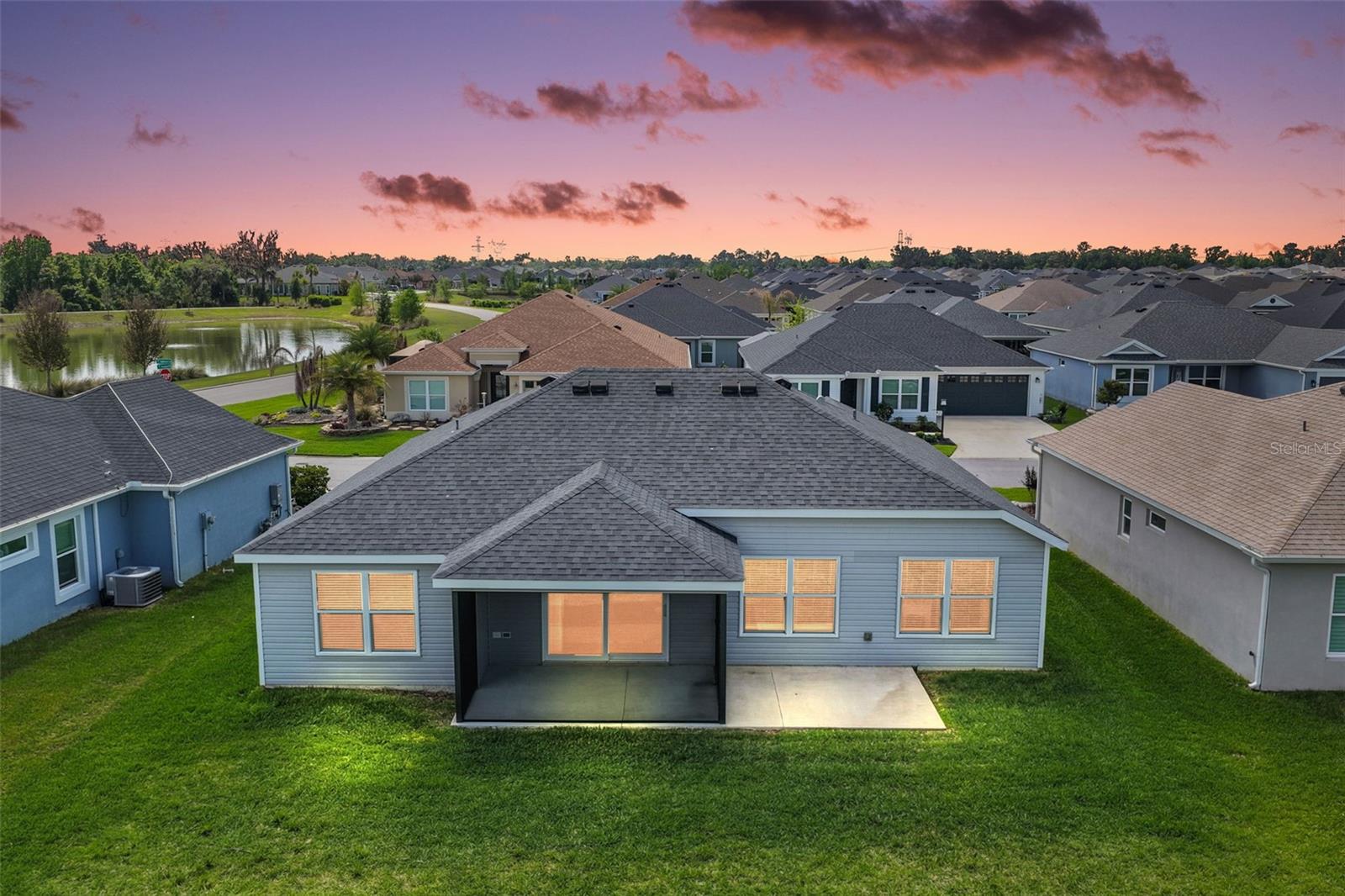 VILLAGES/SOUTHERN OAKS UN 103 - Residential