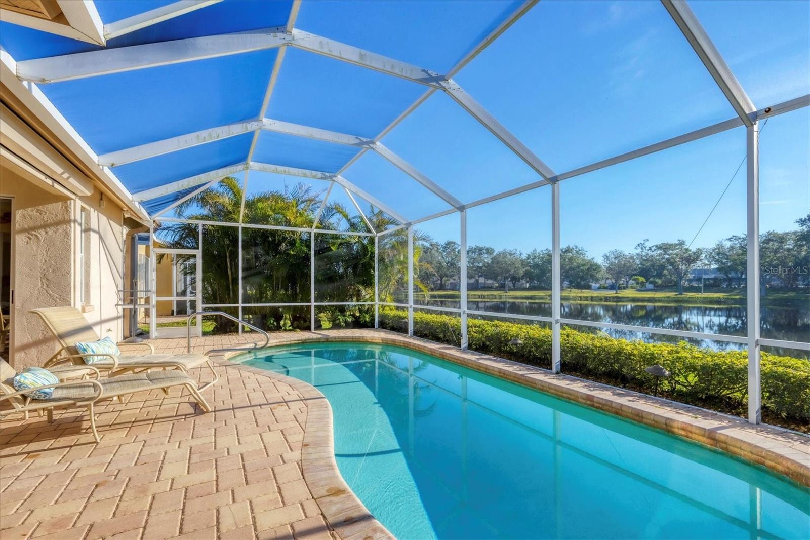 STONEYBROOK GOLF & COUNTRY CLUB - Residential Lease