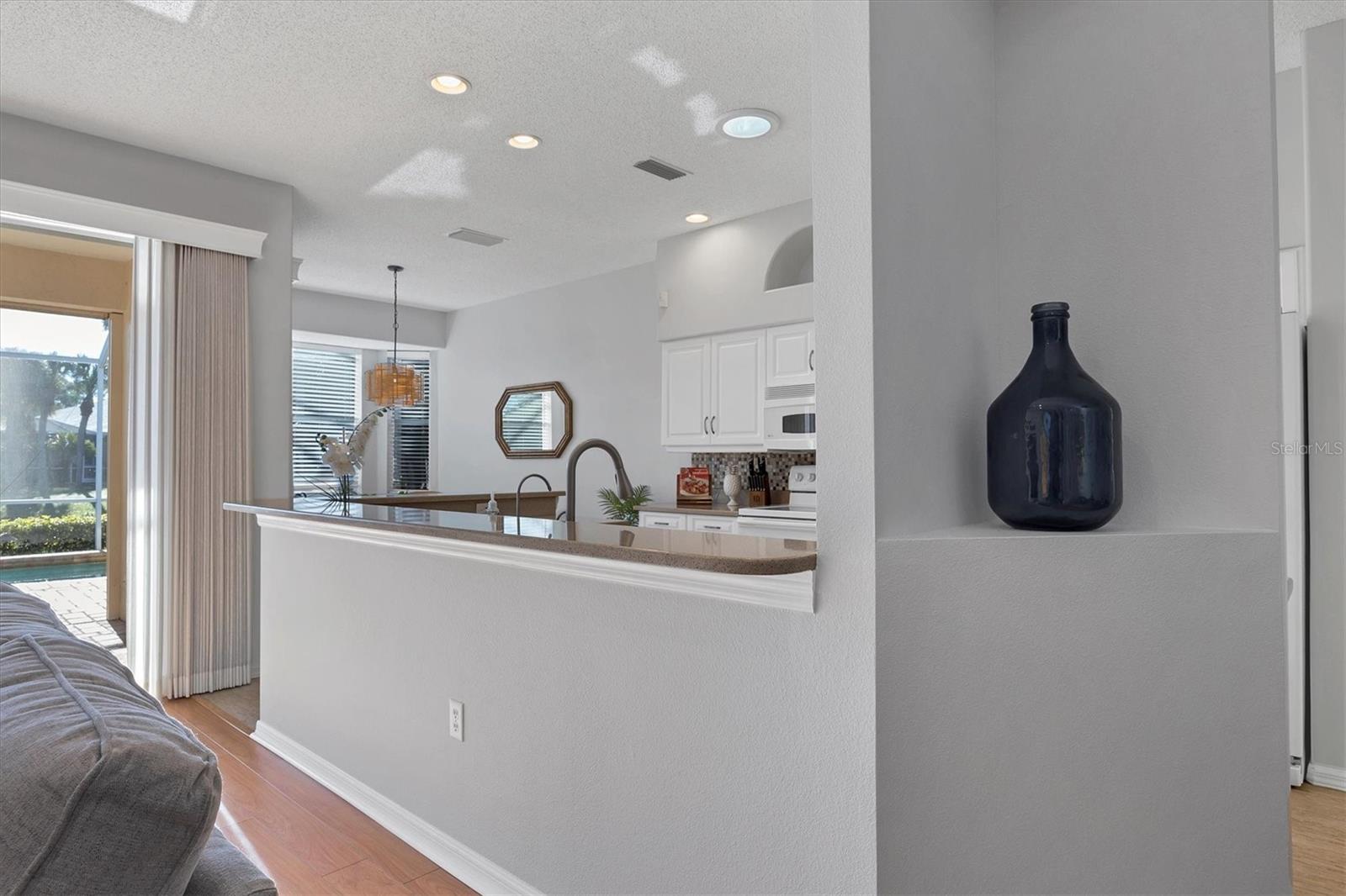 STONEYBROOK GOLF & COUNTRY CLUB - Residential Lease