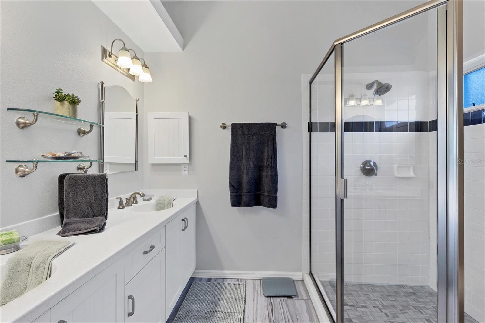 STONEYBROOK GOLF & COUNTRY CLUB - Residential Lease