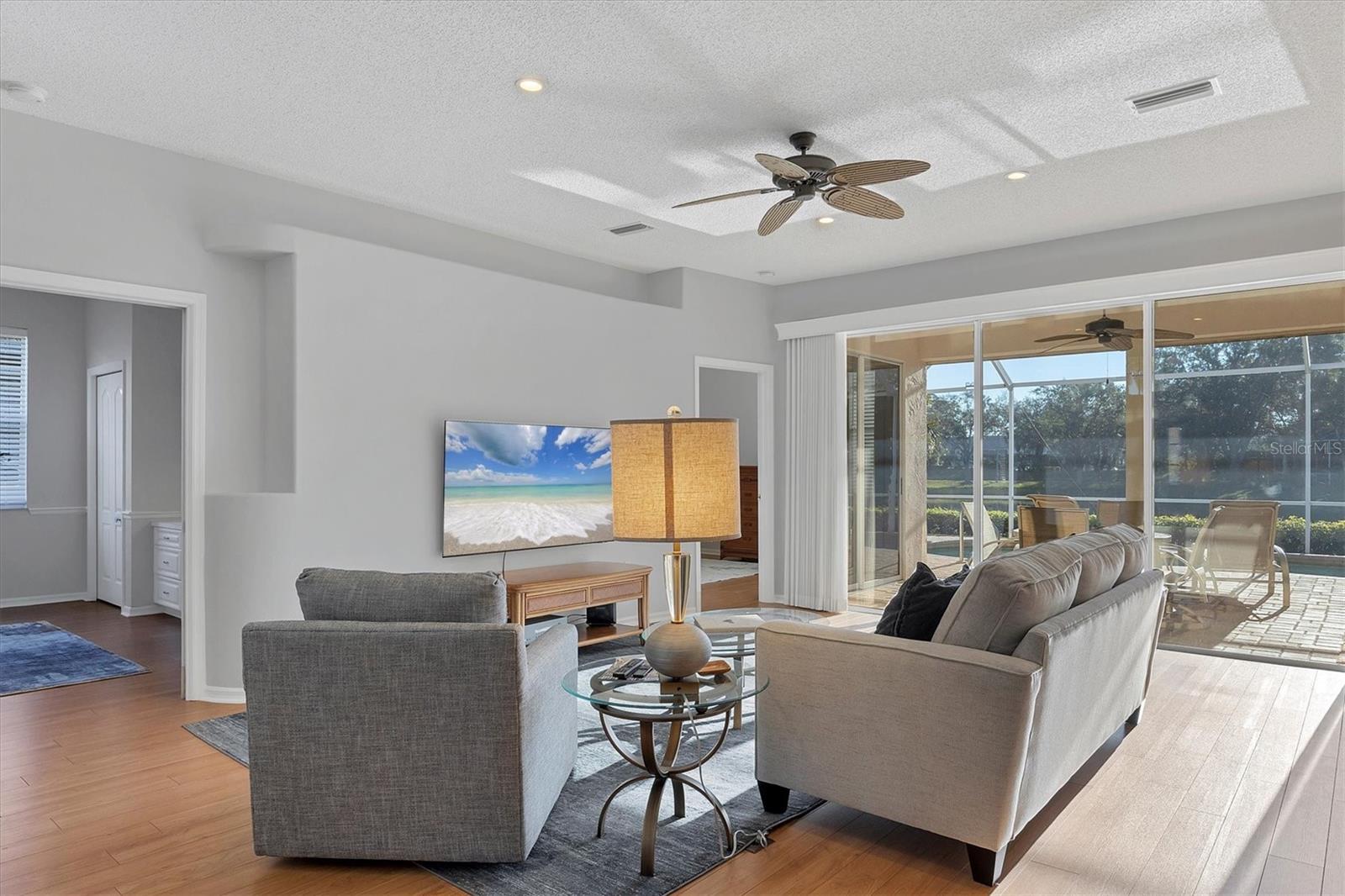 STONEYBROOK GOLF & COUNTRY CLUB - Residential Lease