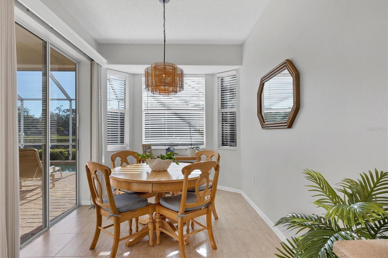 STONEYBROOK GOLF & COUNTRY CLUB - Residential Lease