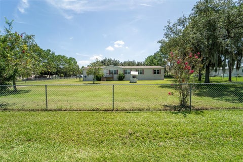 Photo of 11516 Tuten Loop, Lithia, FL 33547 (MLS # TB8537403)