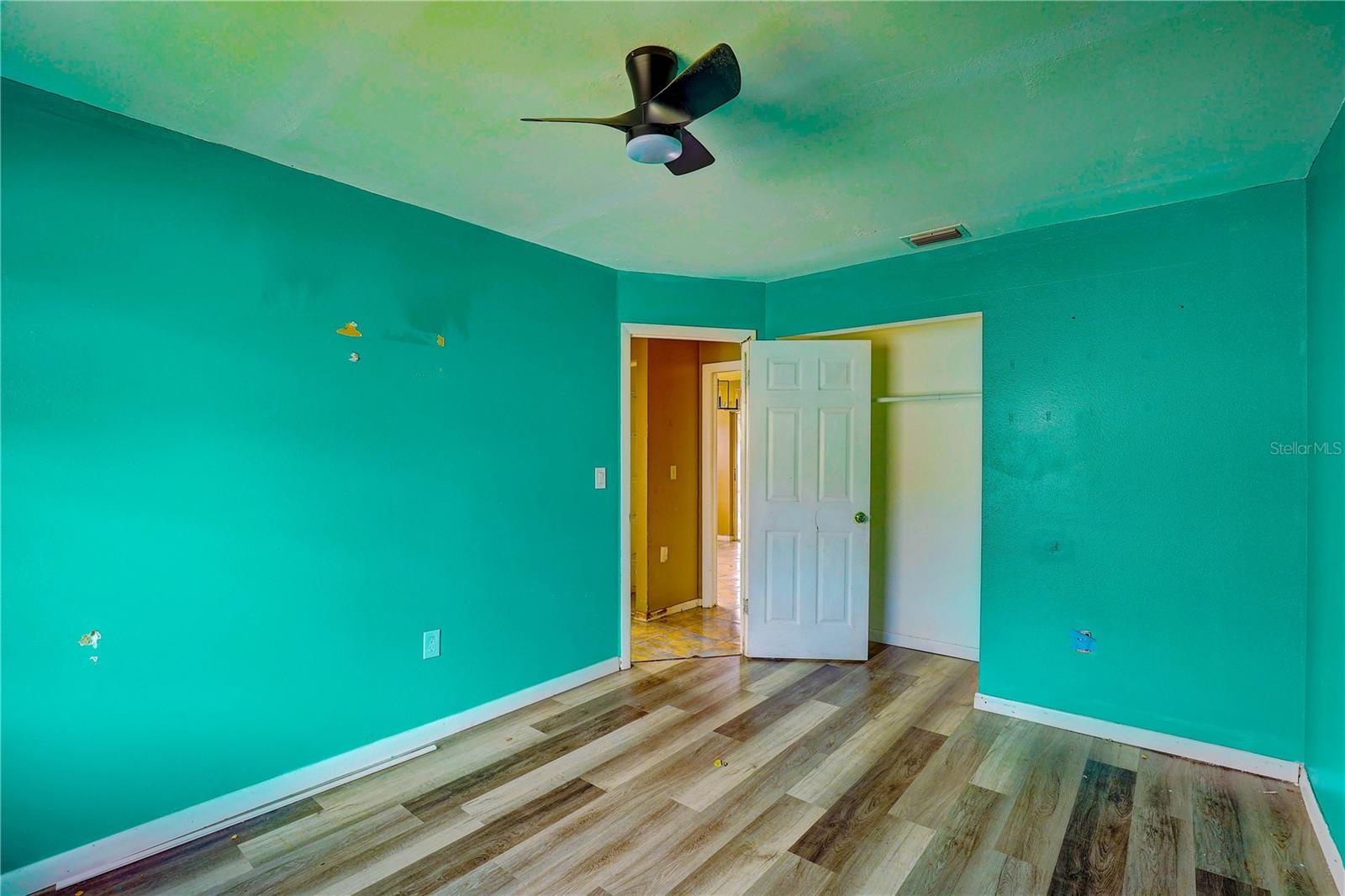 WILSHIRE ESTATES - Residential