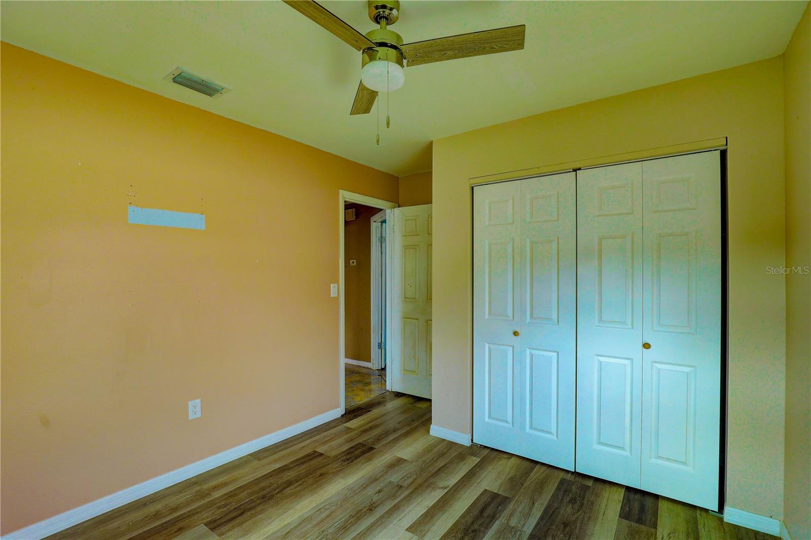 WILSHIRE ESTATES - Residential