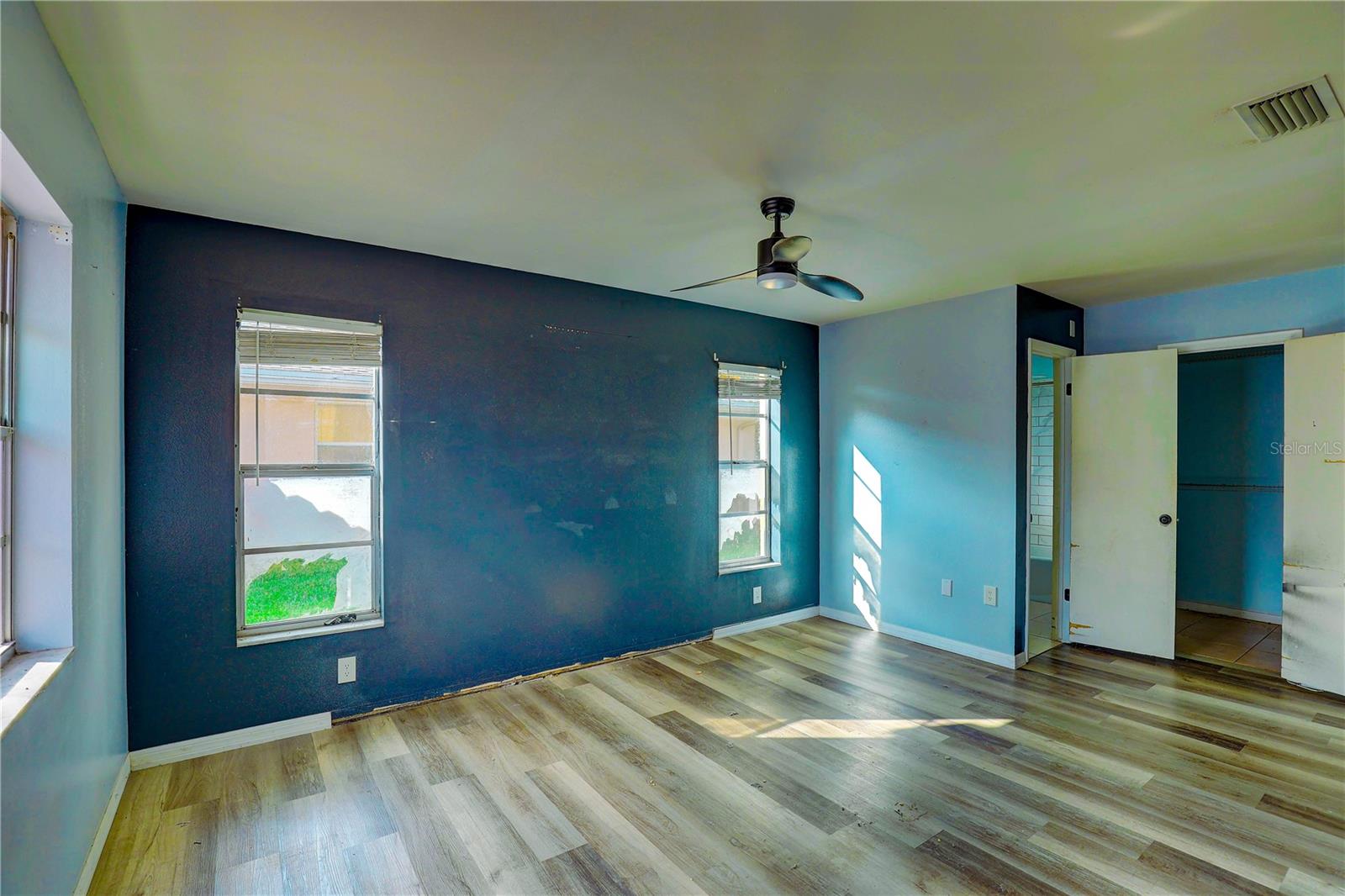 WILSHIRE ESTATES - Residential