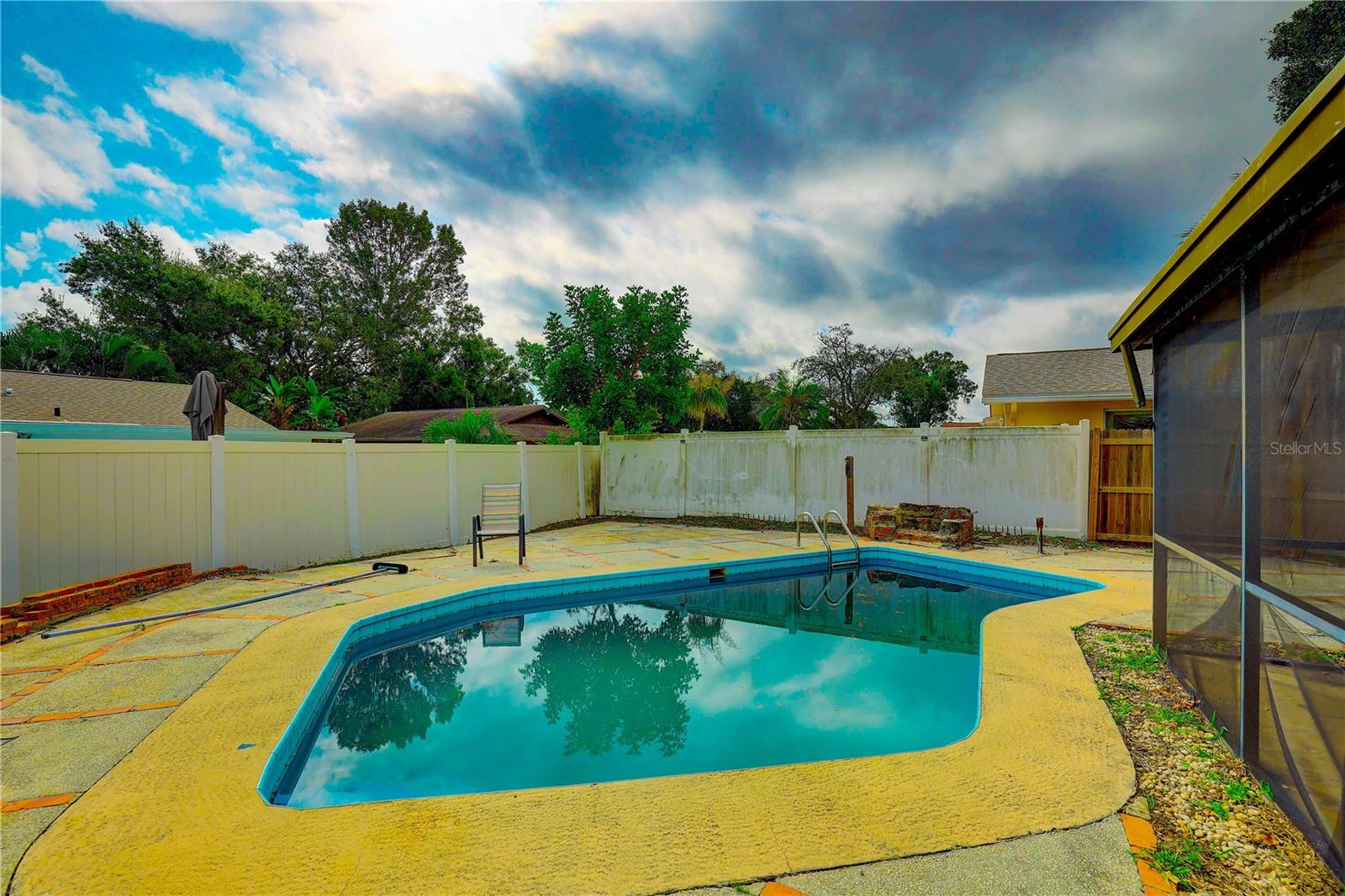 WILSHIRE ESTATES - Residential