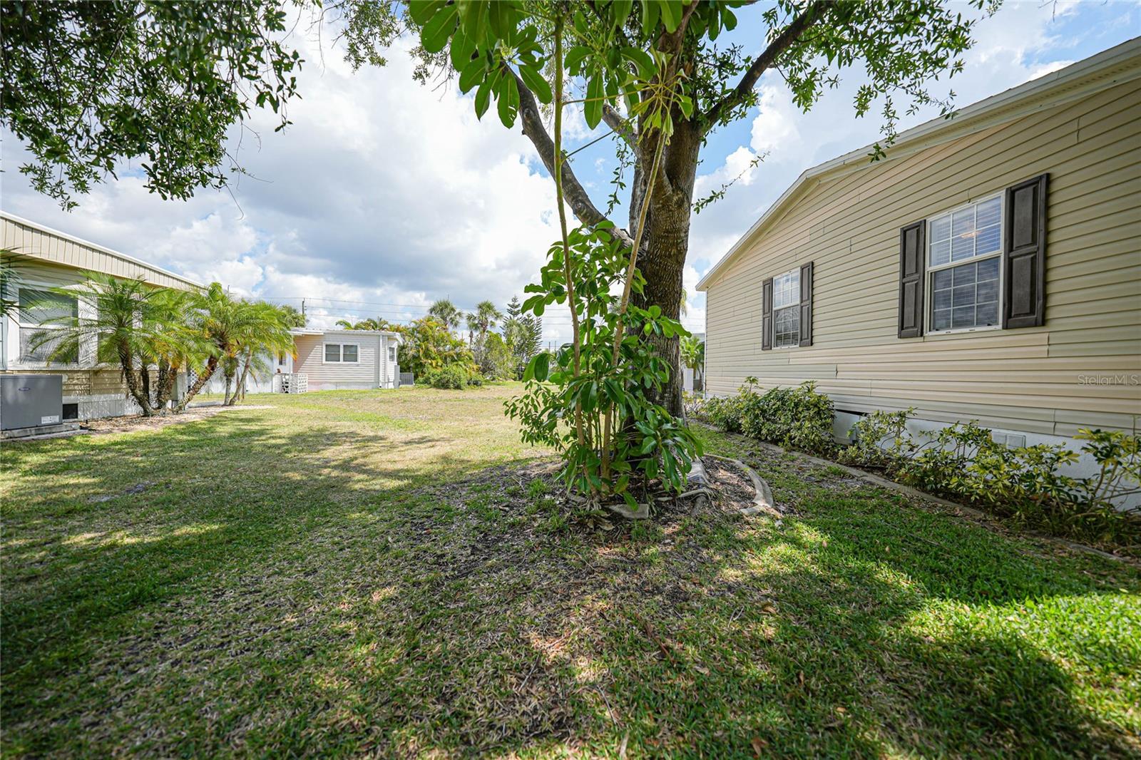 MAPLE LEAF ESTATES - Residential