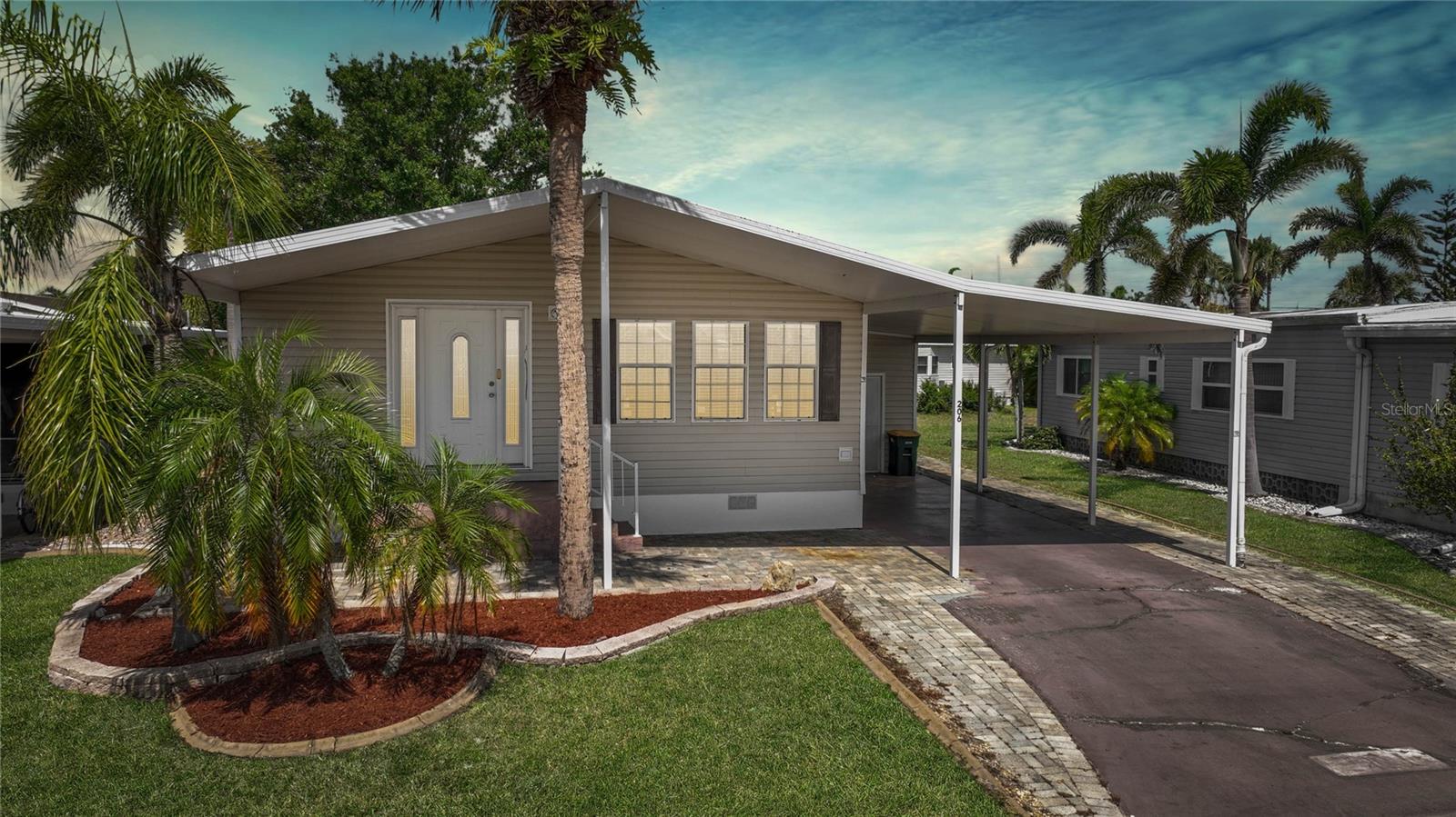 MAPLE LEAF ESTATES - Residential