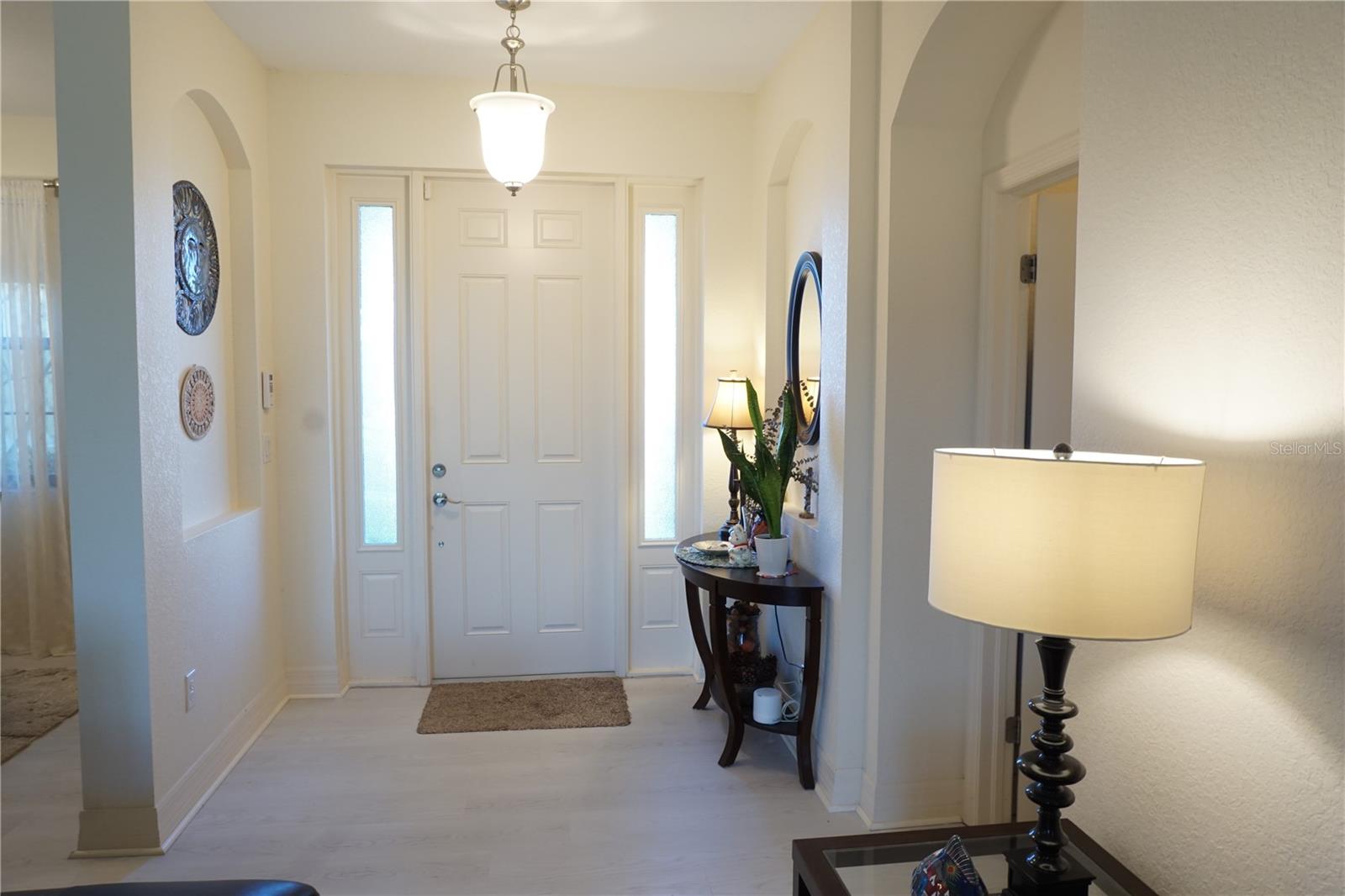 25115 ESMERALDA COURT